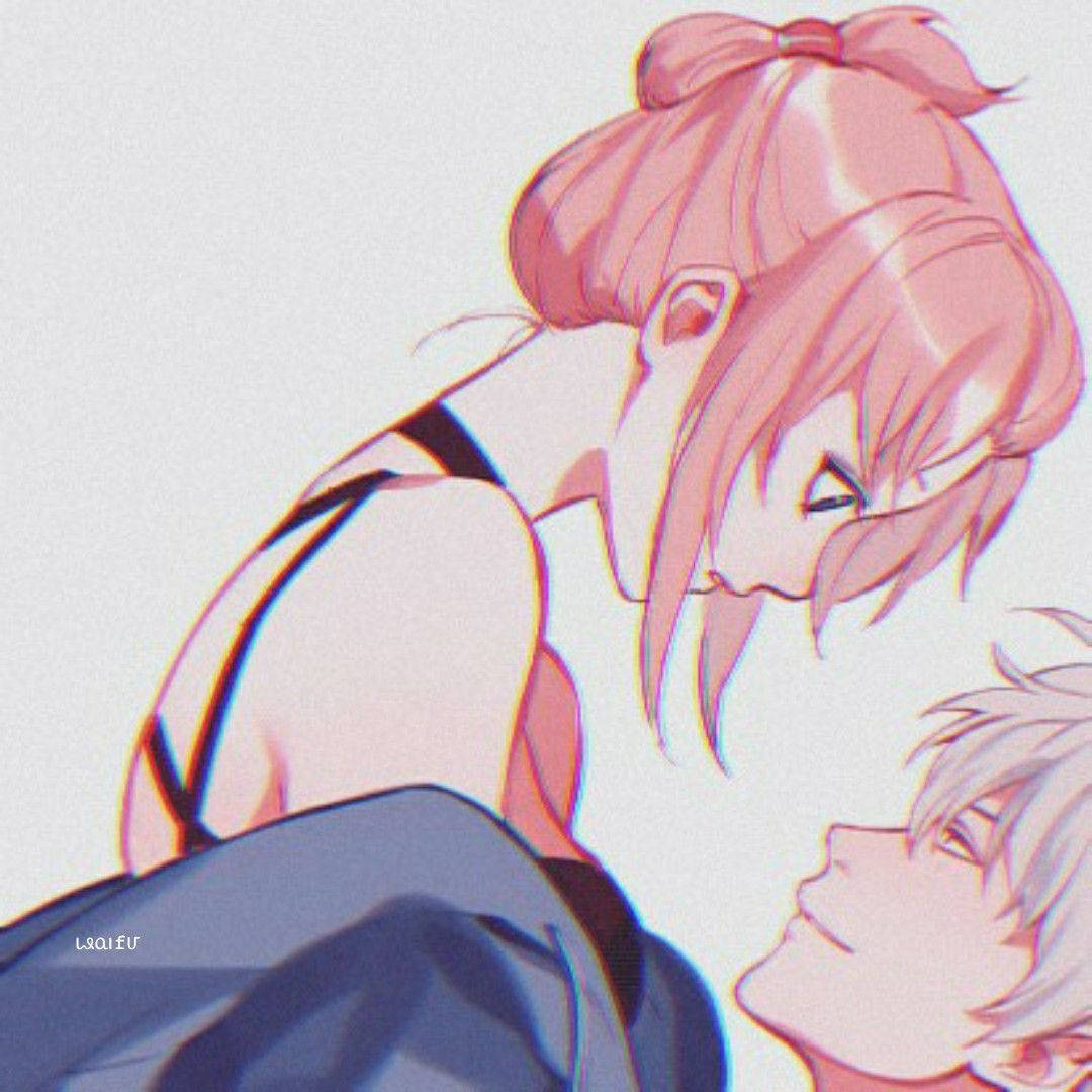 Locked Eyes Matching PFP For Couples Wallpaper