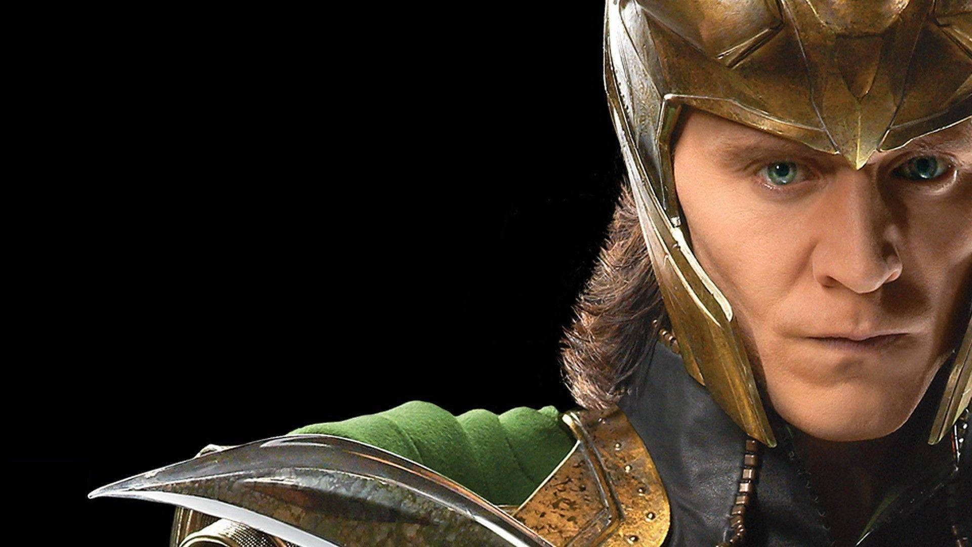 Tom Hiddleson as Loki in Marvel Cinematic Universe Wallpaper