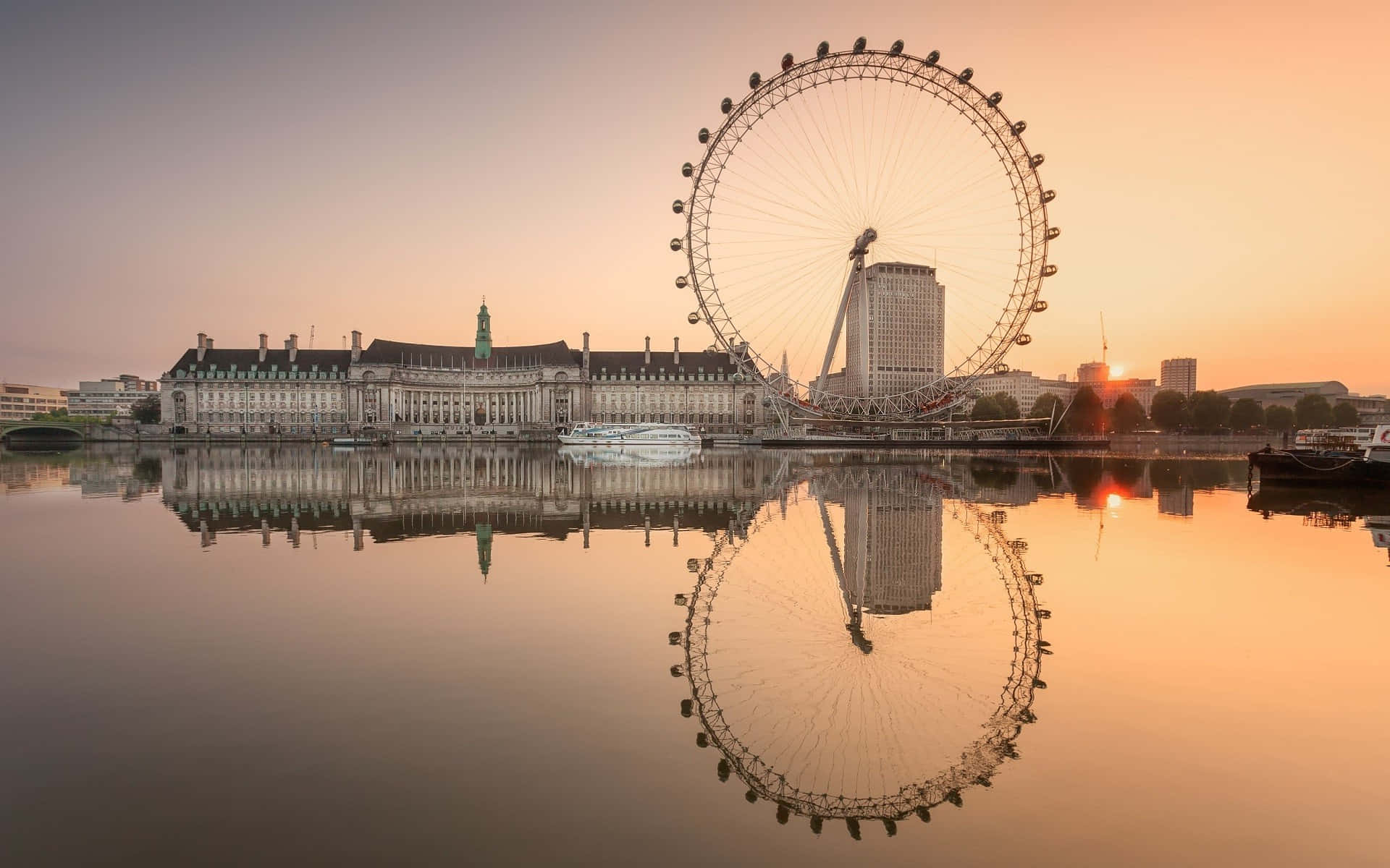 London Eye On A Sunset Wallpaper