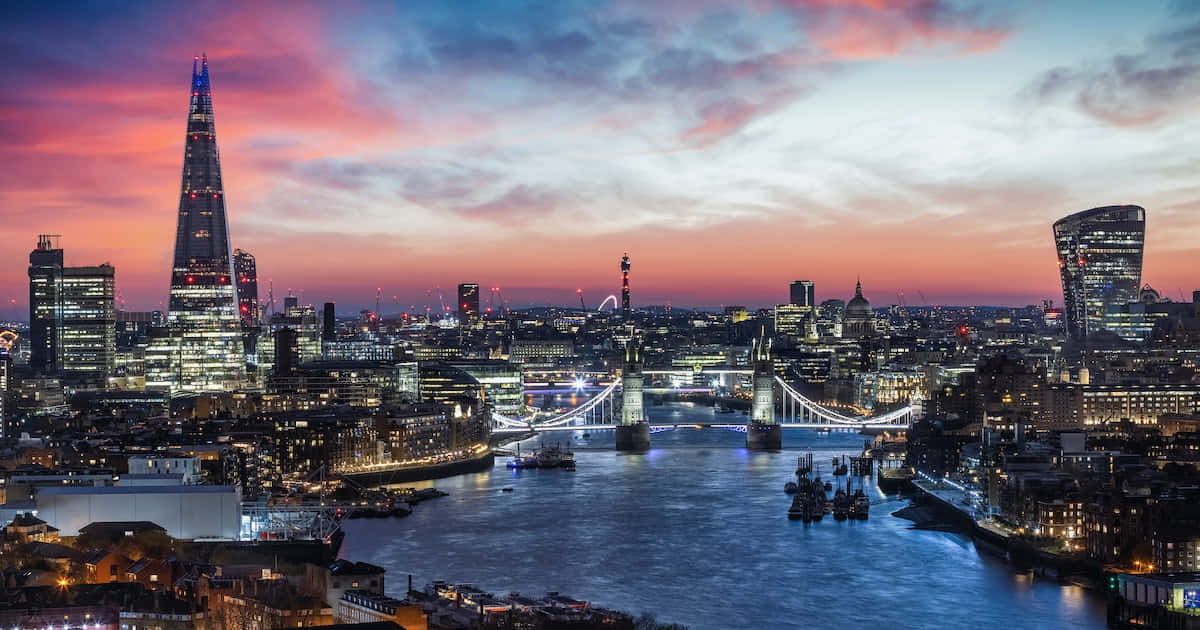 London Skyline Twilight Panorama Wallpaper