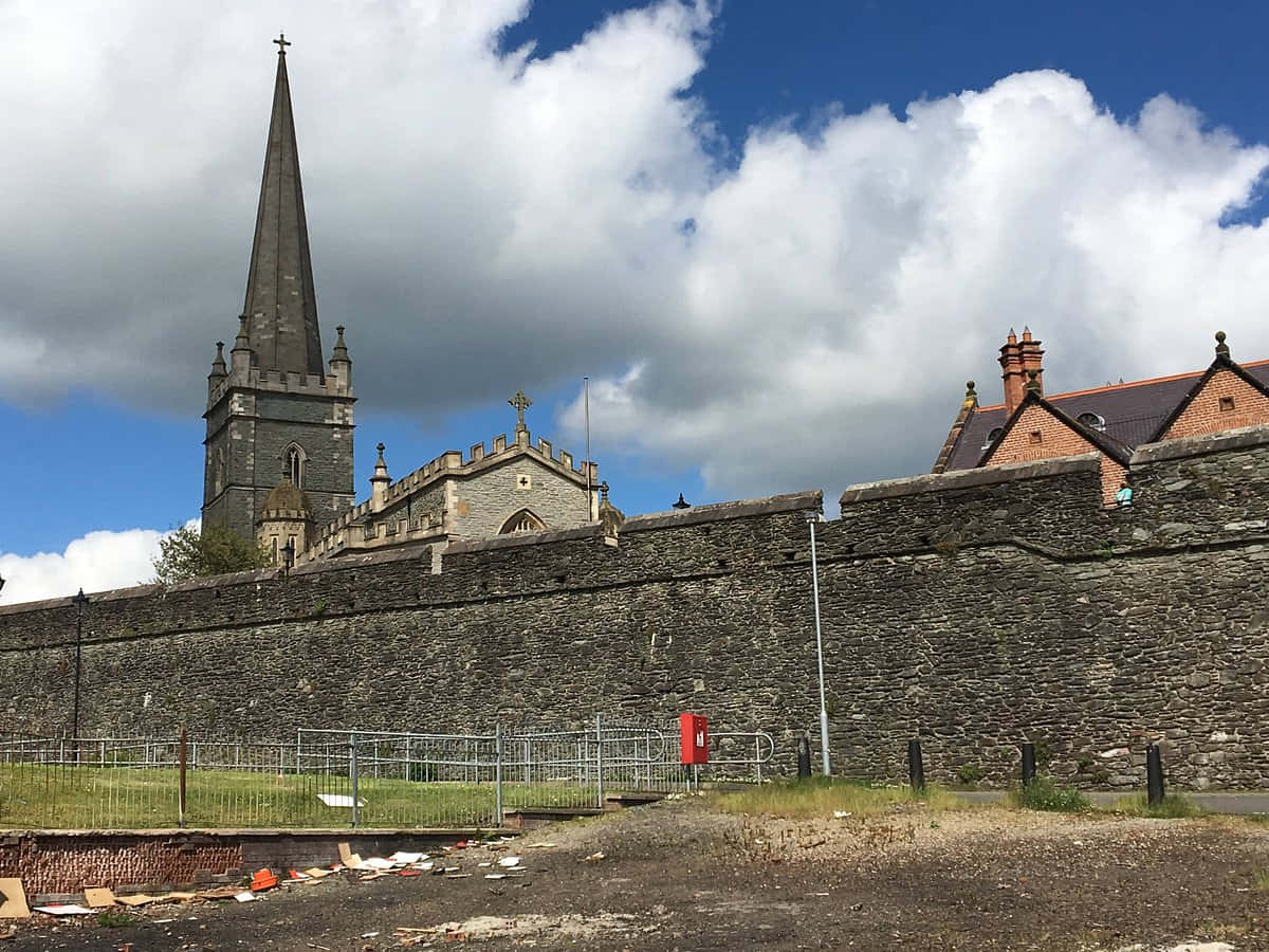 Londonderry Church Behind Walls Wallpaper