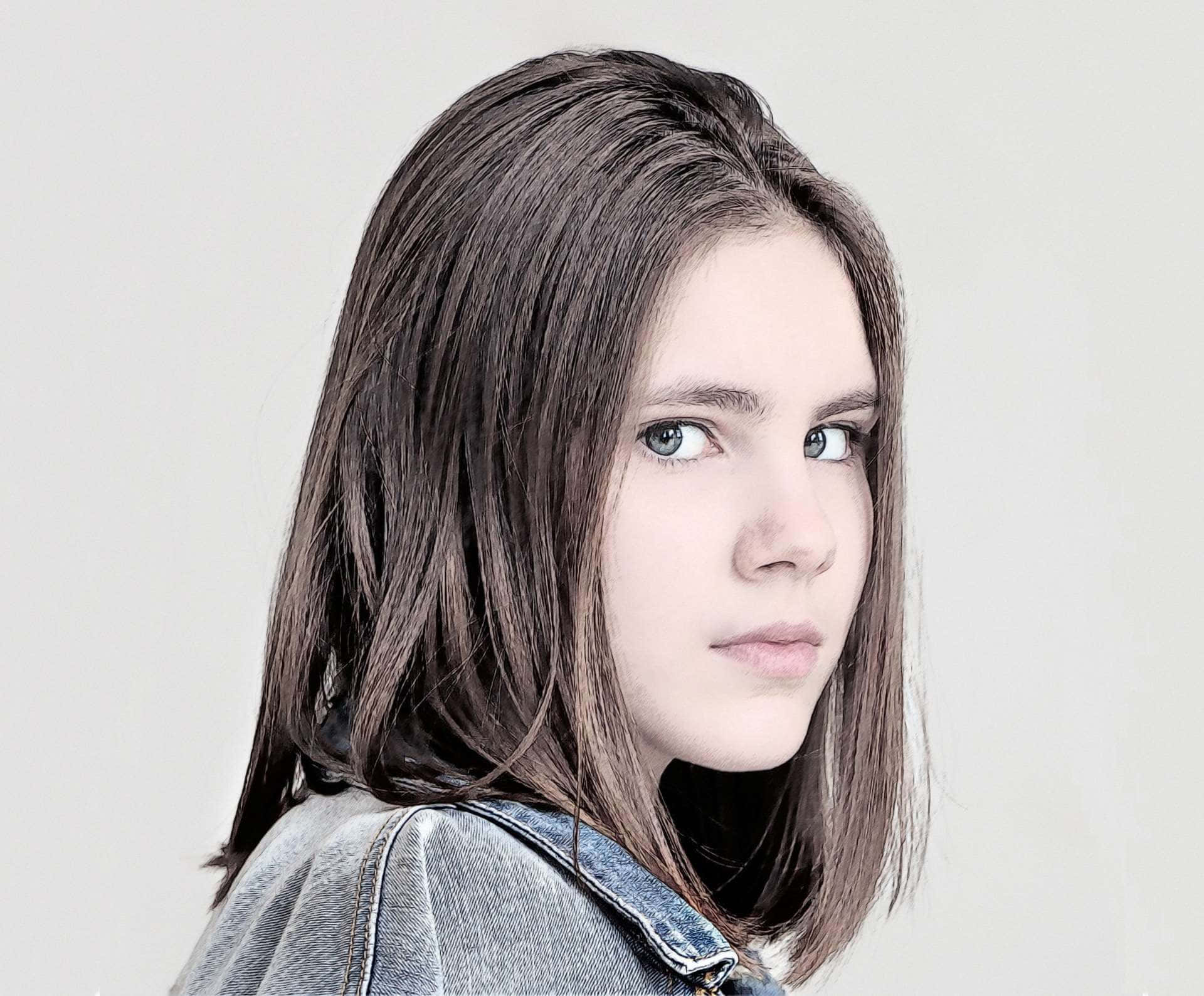 Einsamejunge Teenagerin Mit Kurzen Haaren Wallpaper