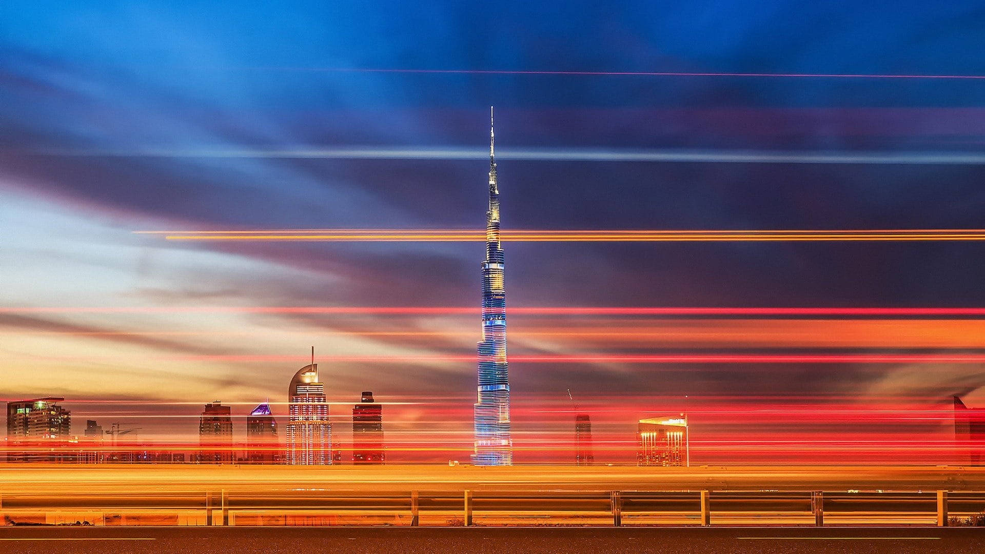Long Exposure Light And Burj Khalifa Wallpaper