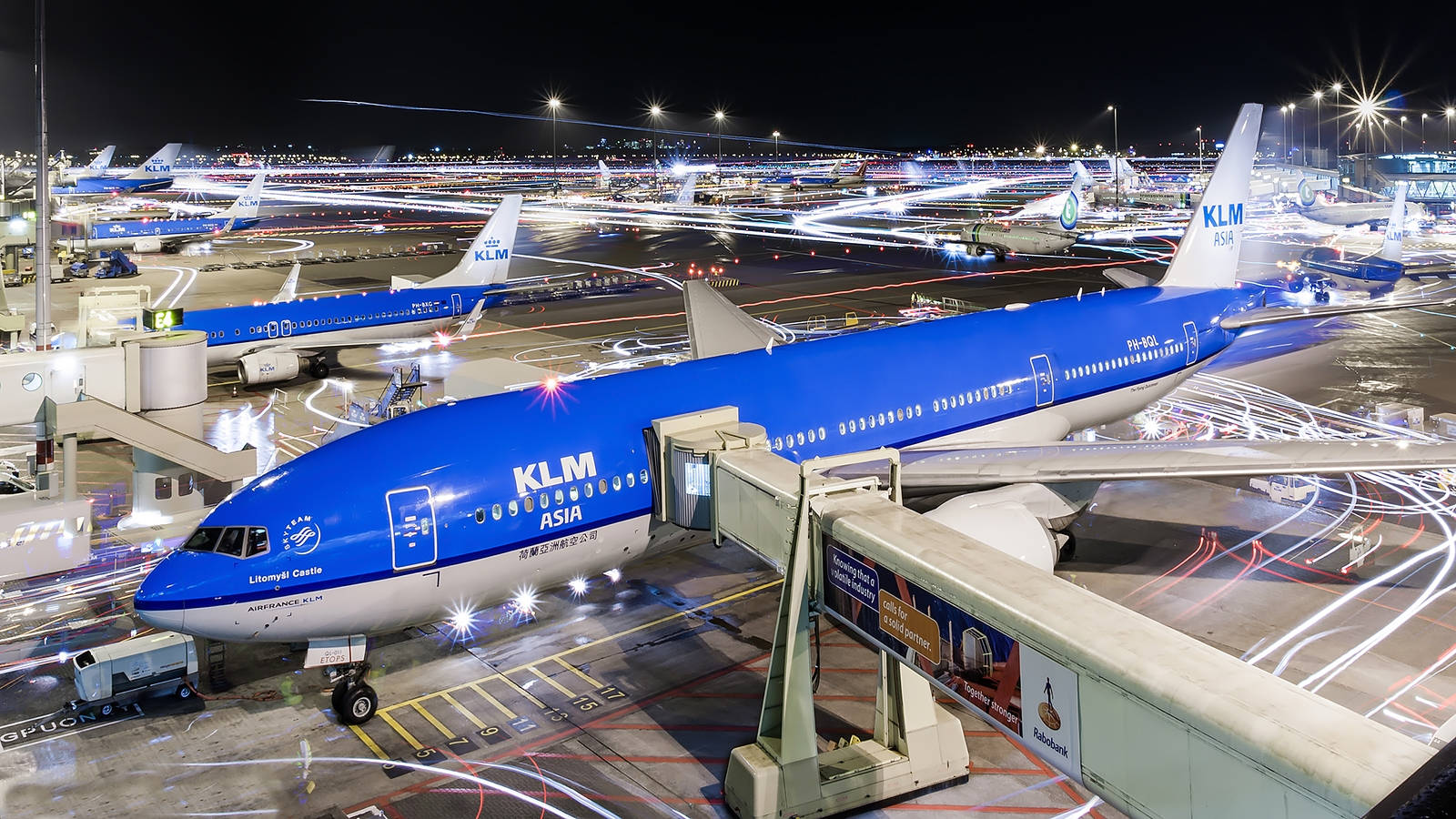 Long Exposure Photography Of Klm Planes Background