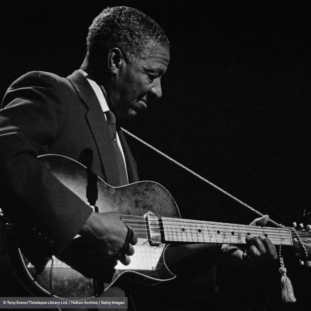 Lonnie Johnson: The Mind Between Inventions Wallpaper