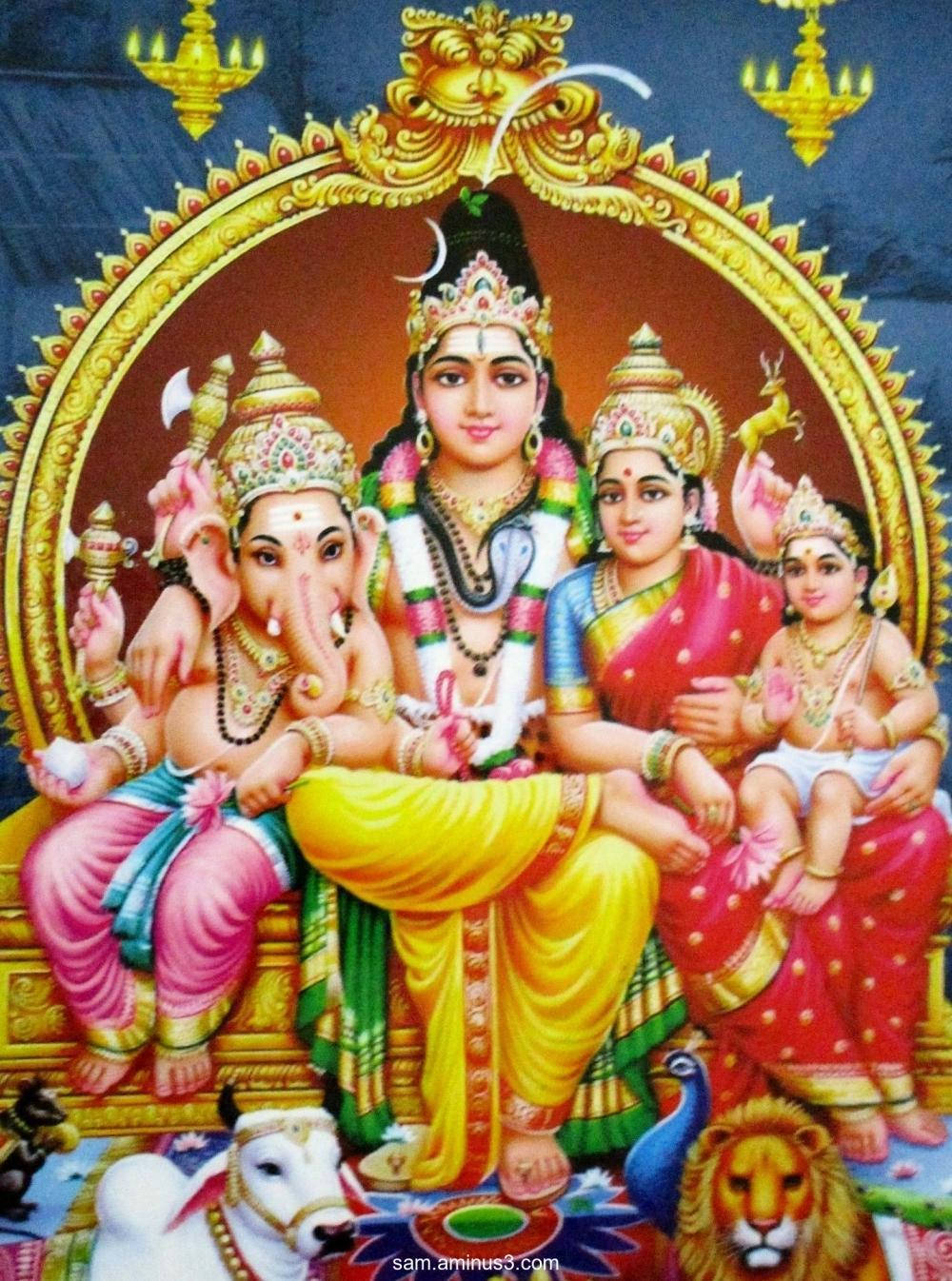 Lord Shiva-familie Med Gylden Bue Wallpaper