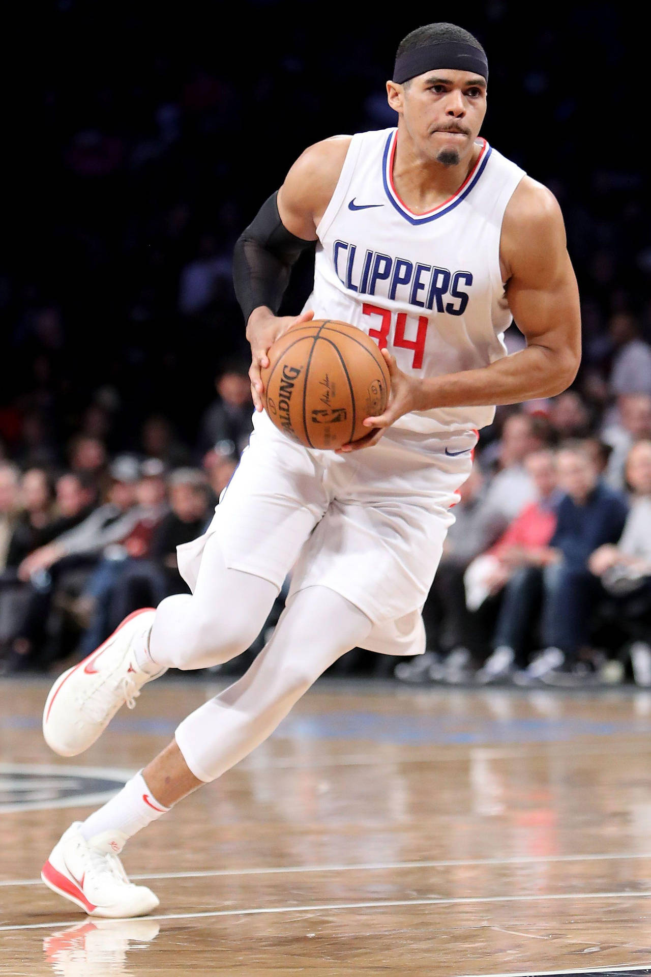Los Angeles Clippers Tobias Harris In The Court Wallpaper