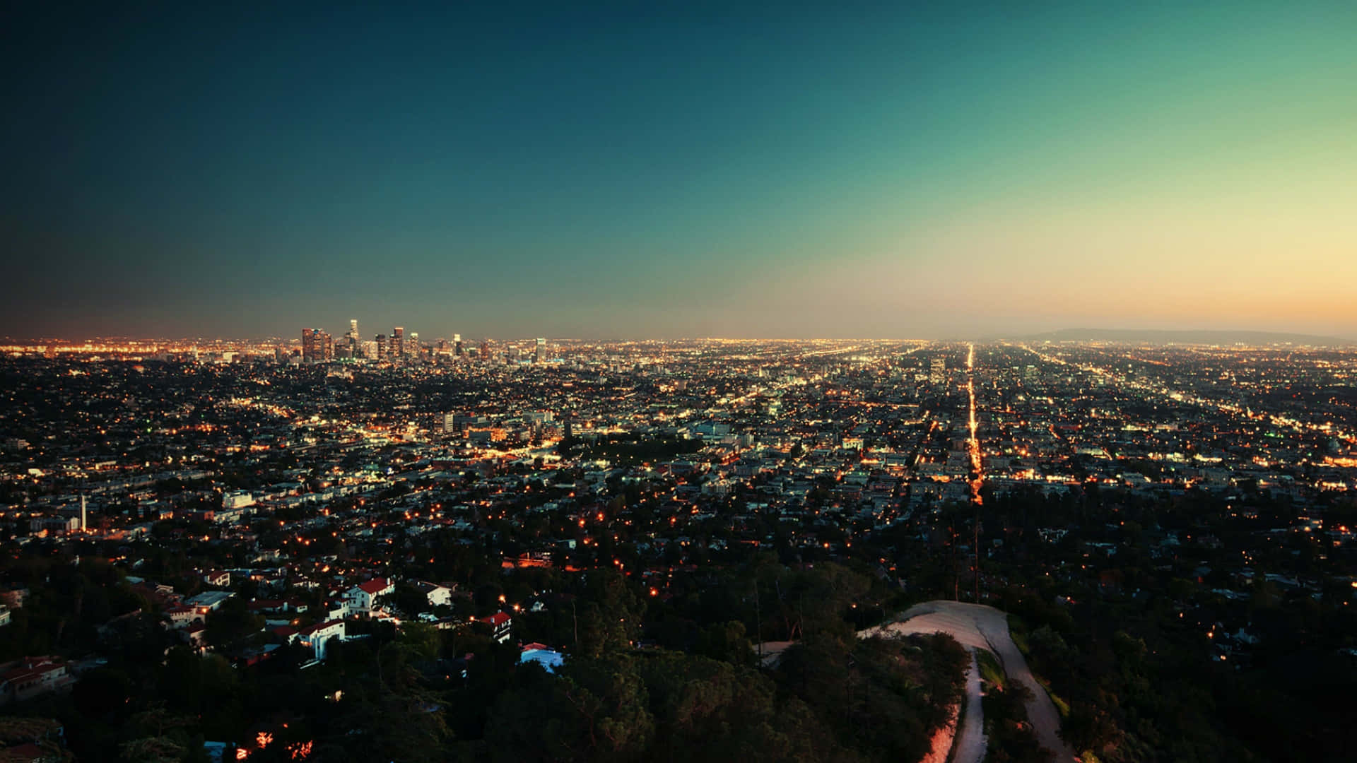 Los Angeles Mellow City Skyline Wallpaper