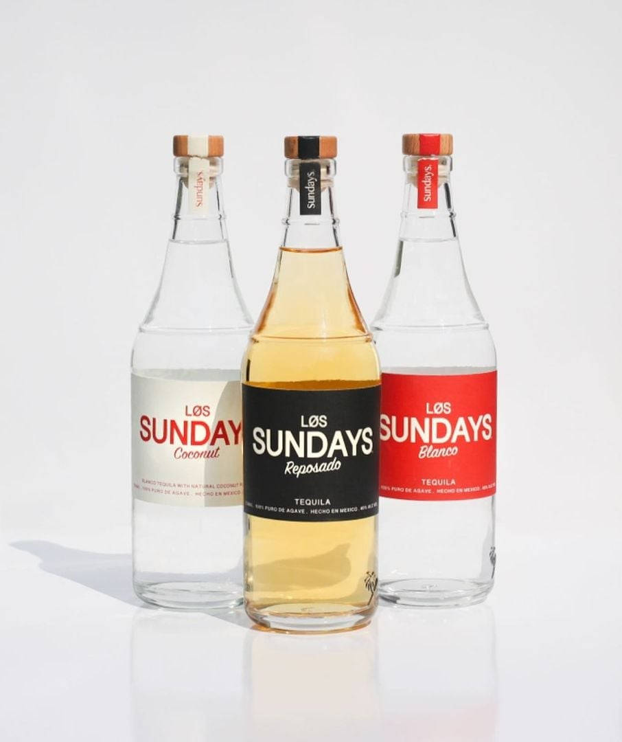 Los Sundays Filled Glass Bottle Wallpaper
