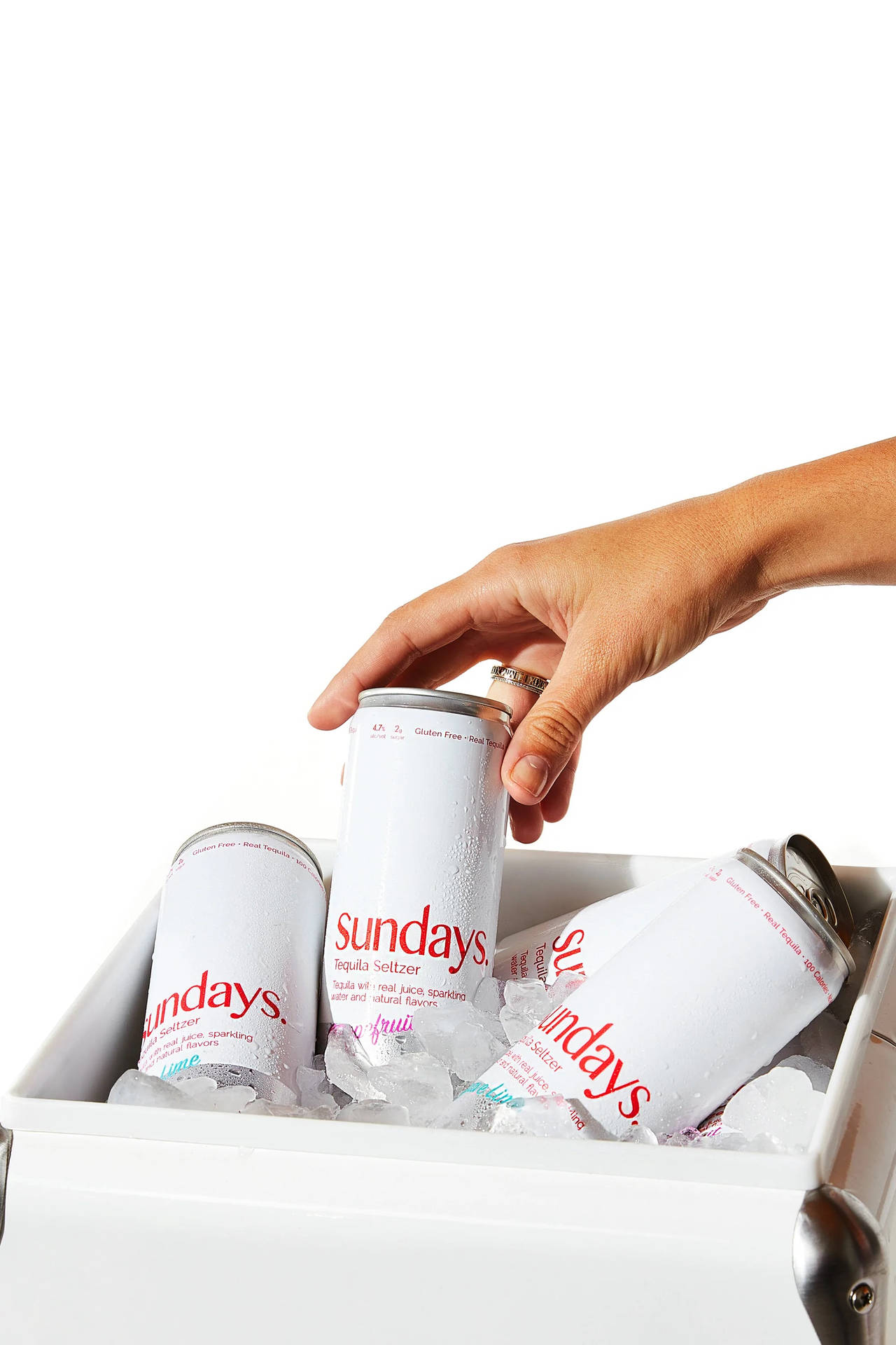 Los Sundays White Cans Wallpaper