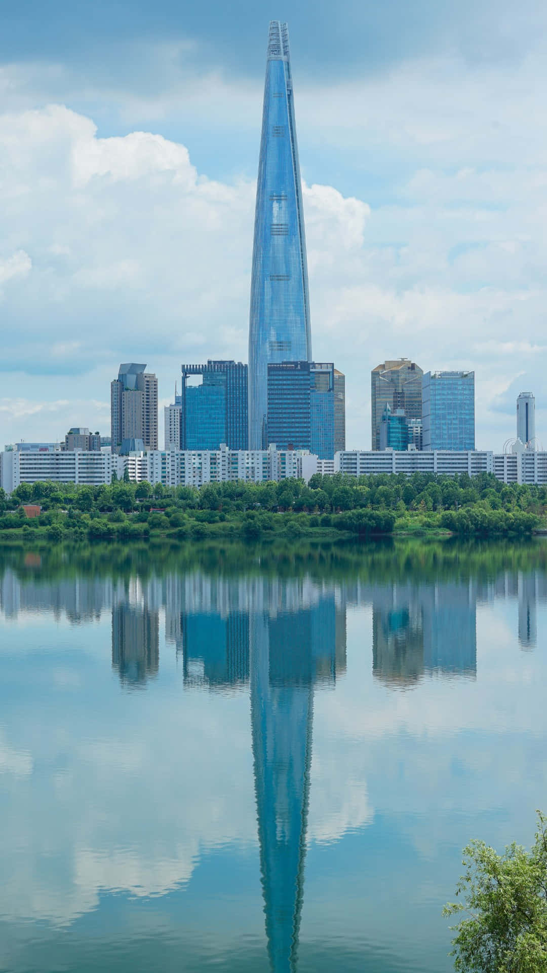 Lotte World Tower Reflection Seoul Wallpaper