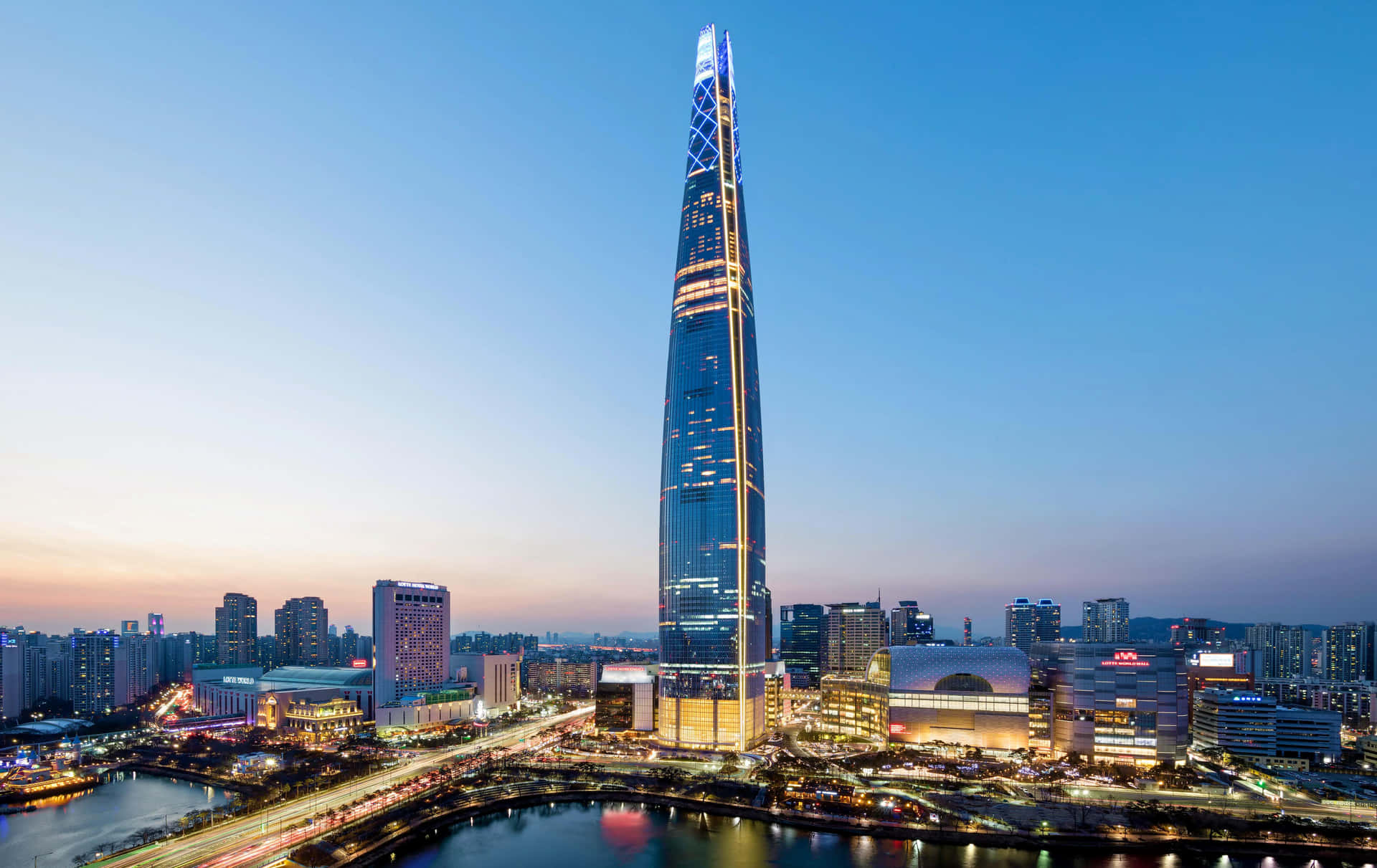 Lotte World Tower Seoul Twilight Wallpaper