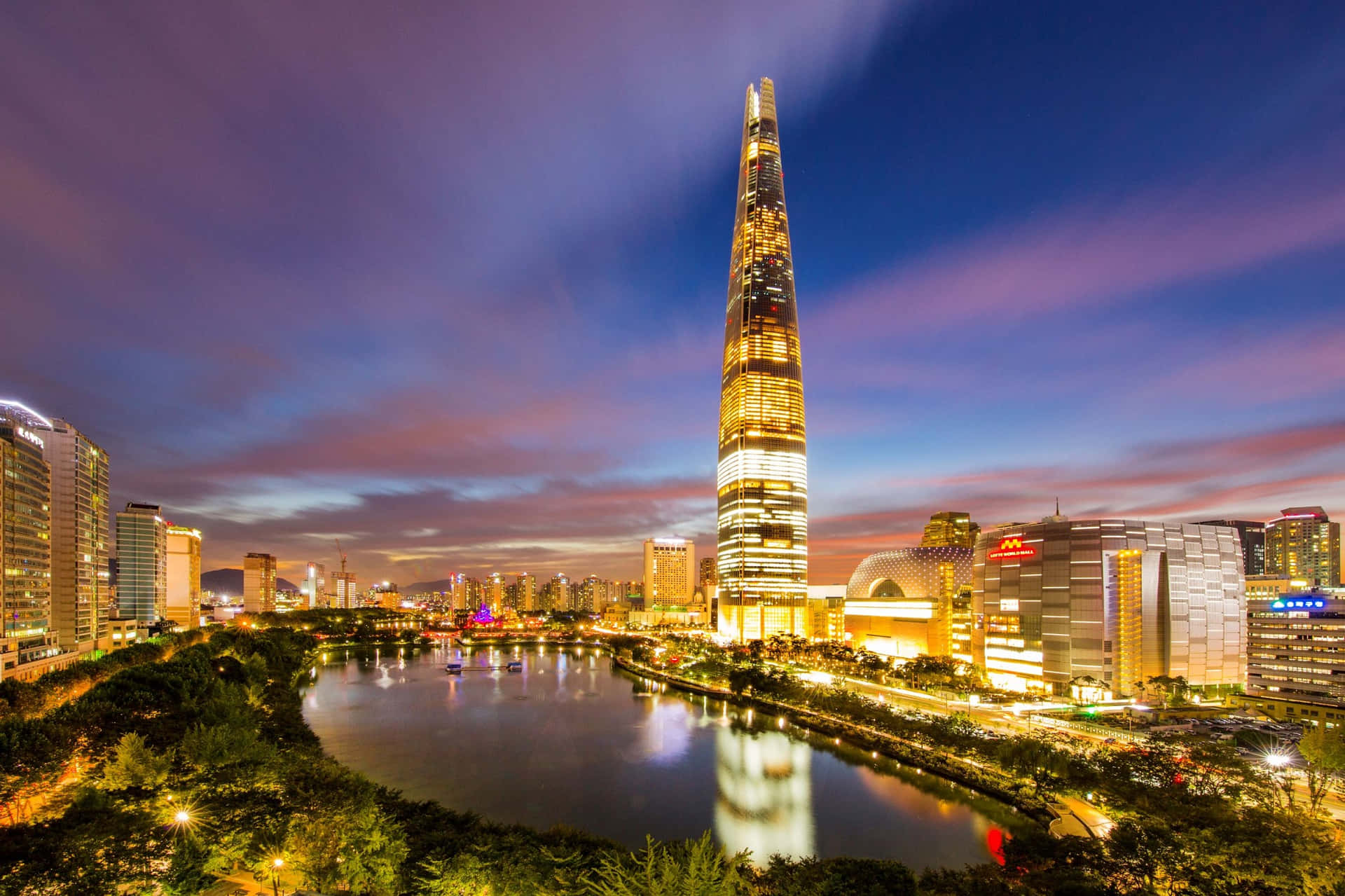 Download Lotte World Tower Seoul Twilight Wallpaper | Wallpapers.com