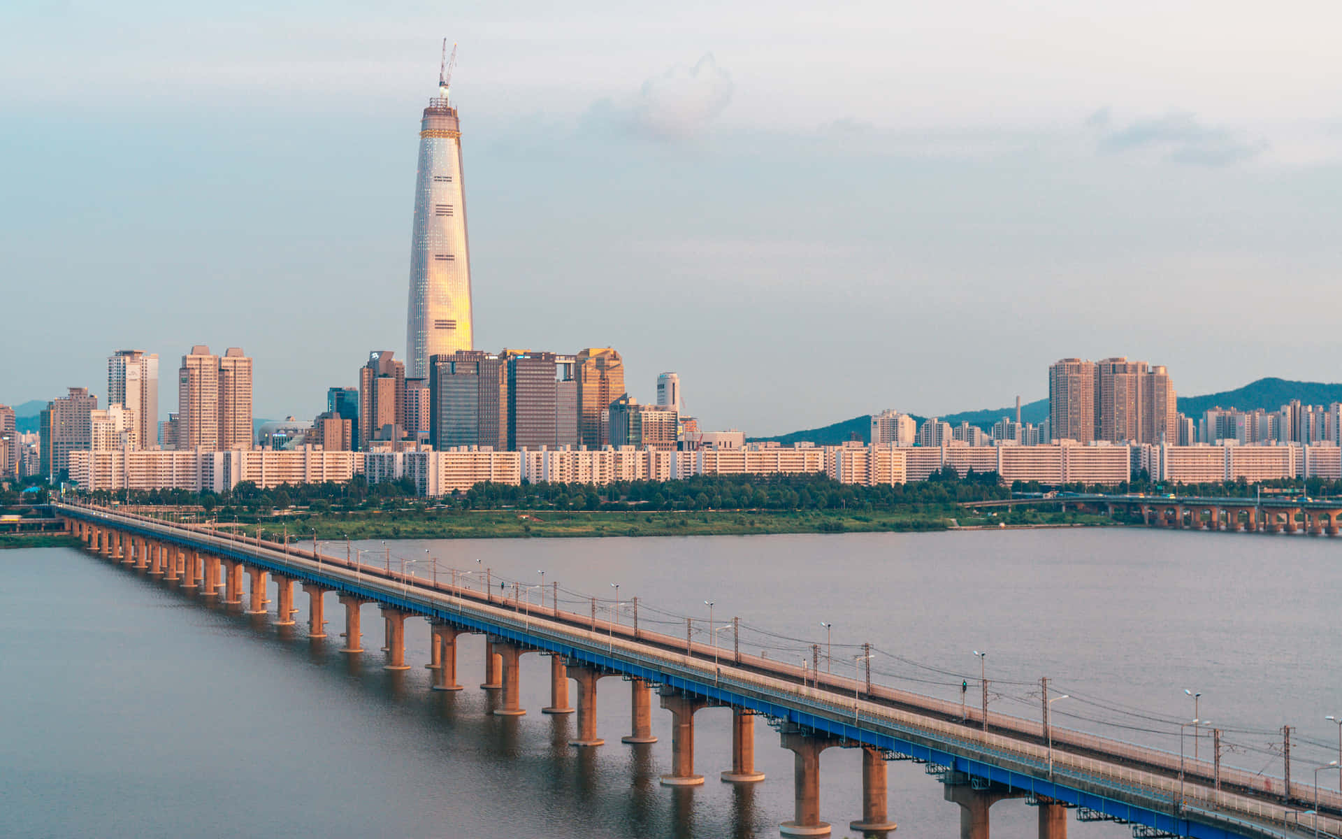 Lotte World Towerand Bridge View Wallpaper