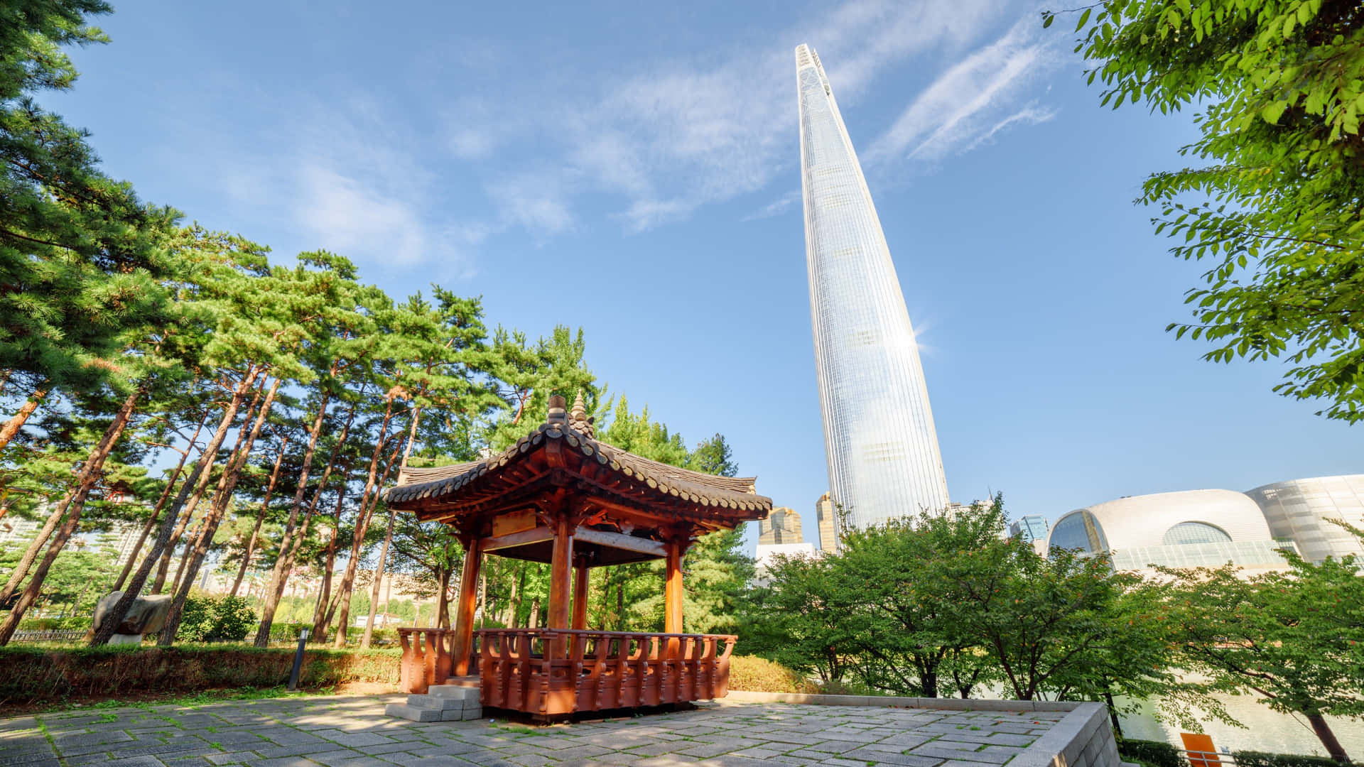 Lotte World Towerand Traditional Pavilion Wallpaper