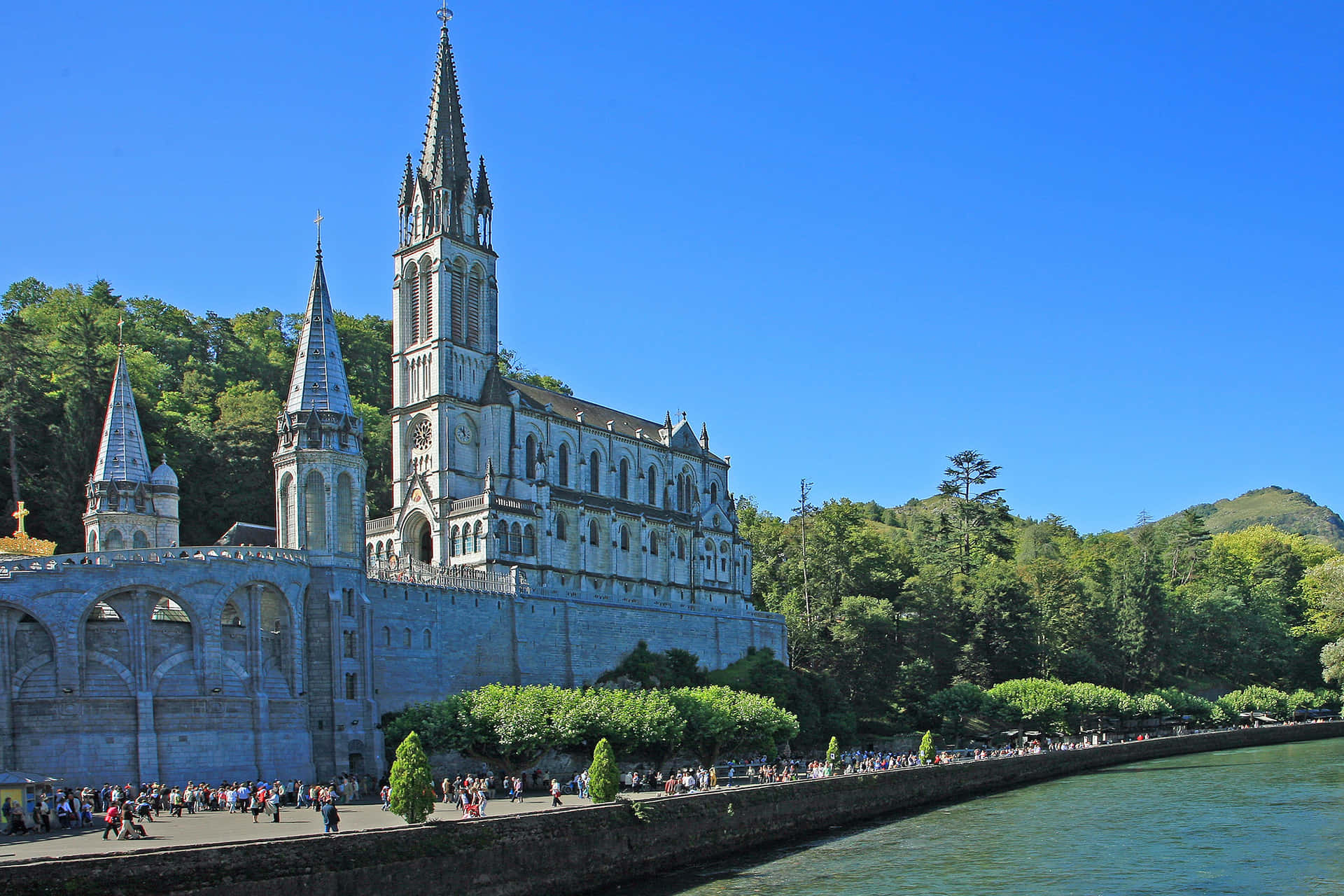 Lourdes Sanctuary Basilicaof Immaculate Conception.jpg Wallpaper
