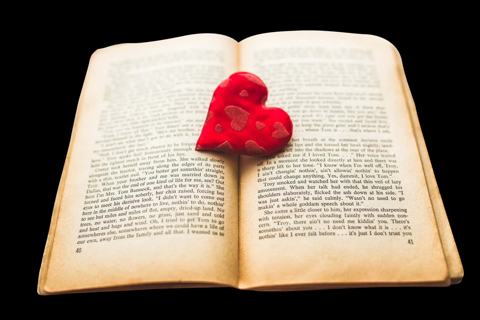 Love Hearton Book Pages PNG