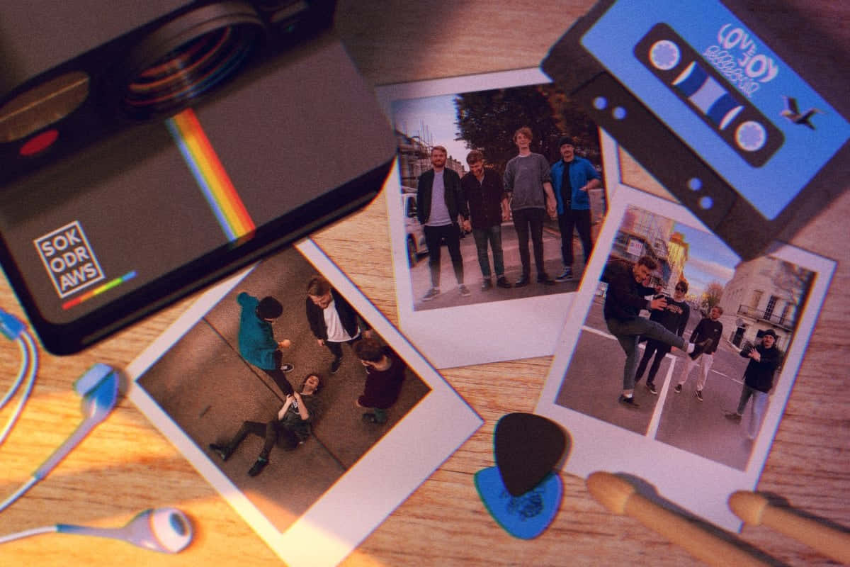 Amor,alegría, Cassette Y Fotografías Polaroid. Fondo de pantalla