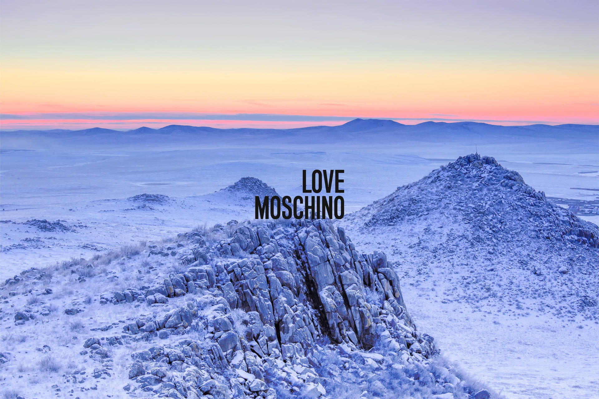 Kærlighed Moschino Snebjergsklædte Vægge Wallpaper