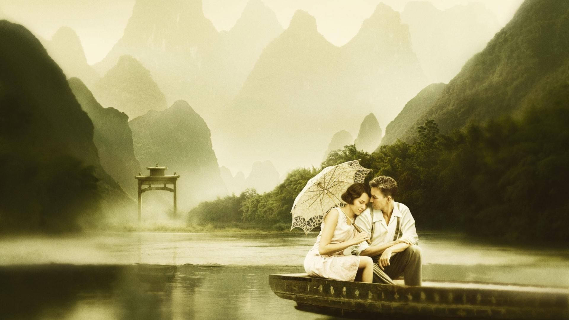 Love Story Of Couple On Boat Wallpaper