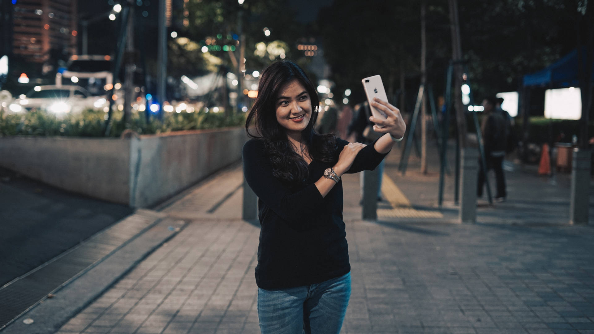 Lovely Girl Taking A Selfie Wallpaper