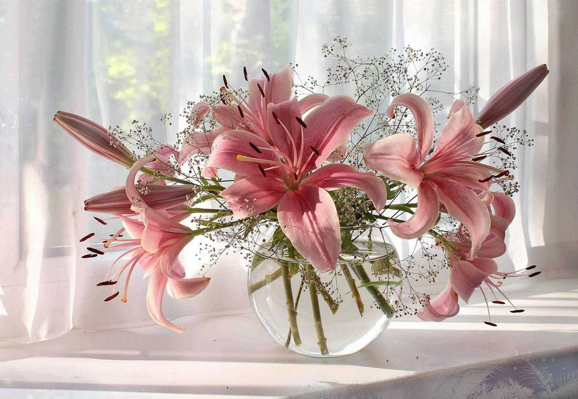 Lovely Pink Lilies Captured in a Beautiful Flower Vase Wallpaper