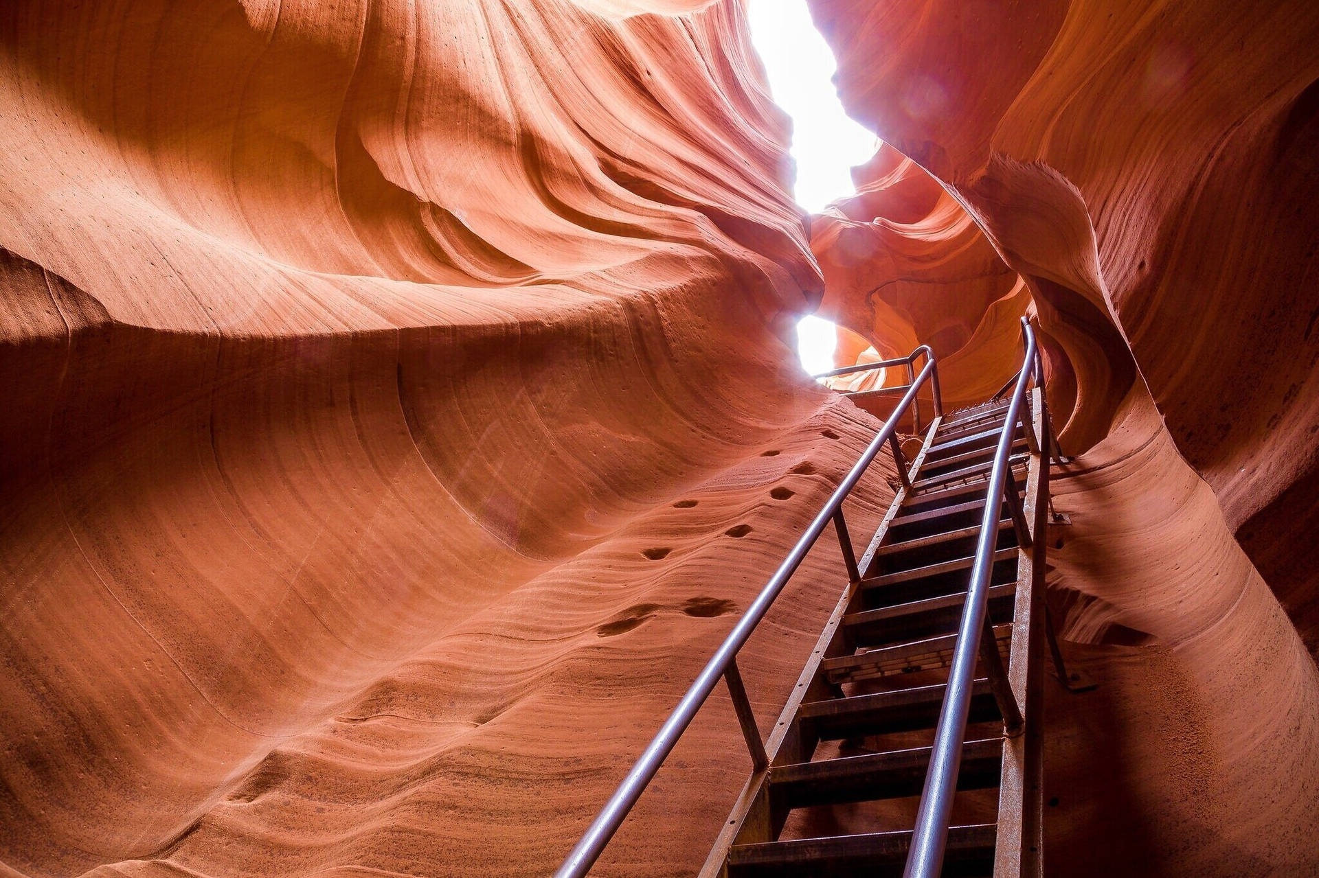 Escalerasdel Lower Antelope Canyon Fondo de pantalla