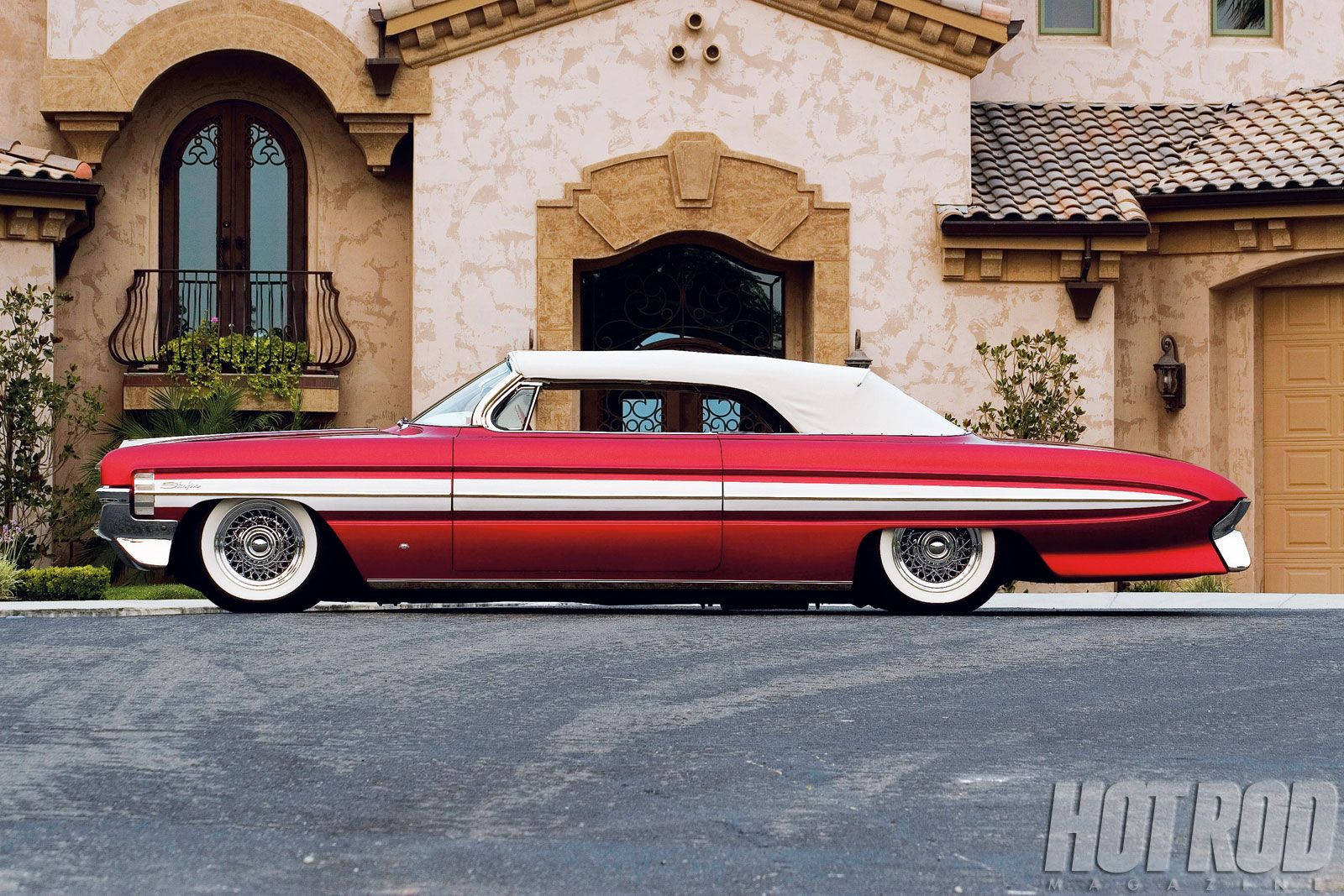 Lowrider 1961 Oldsmobile Red Starfire Wallpaper