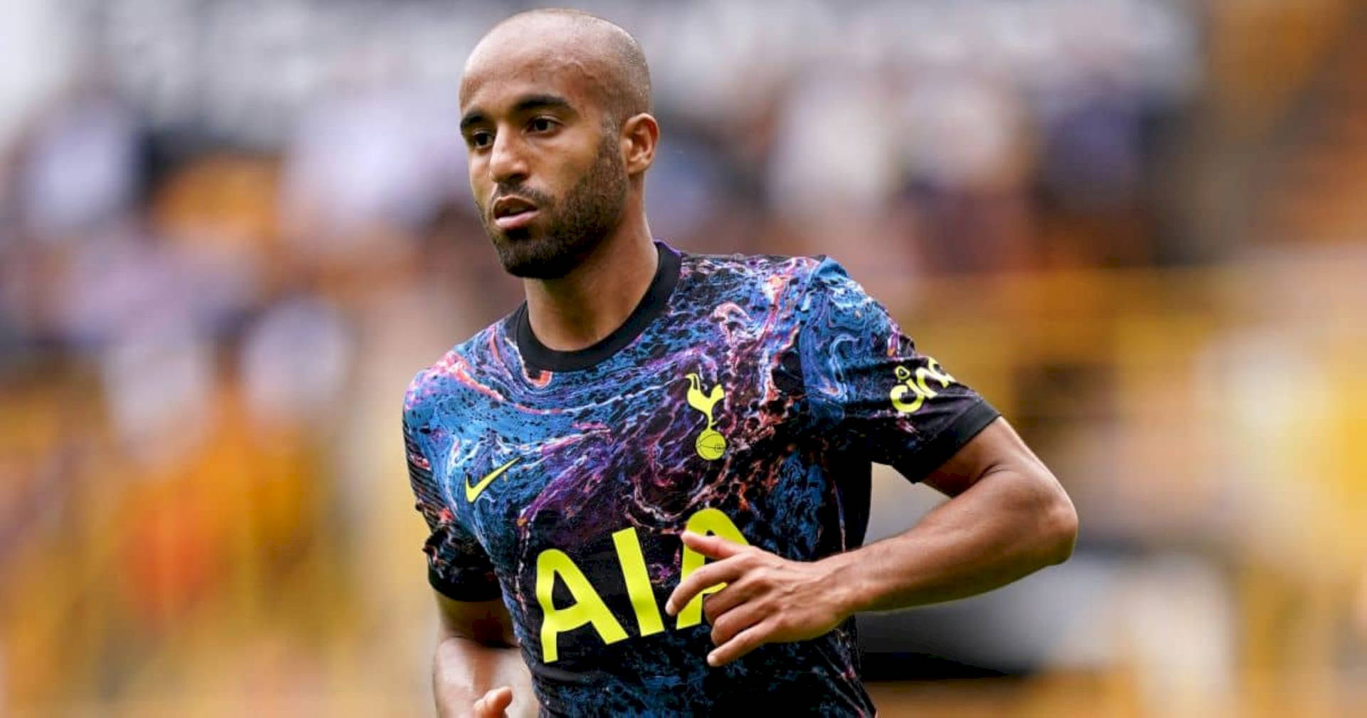Download Lucas Moura With Richarlison Wallpaper