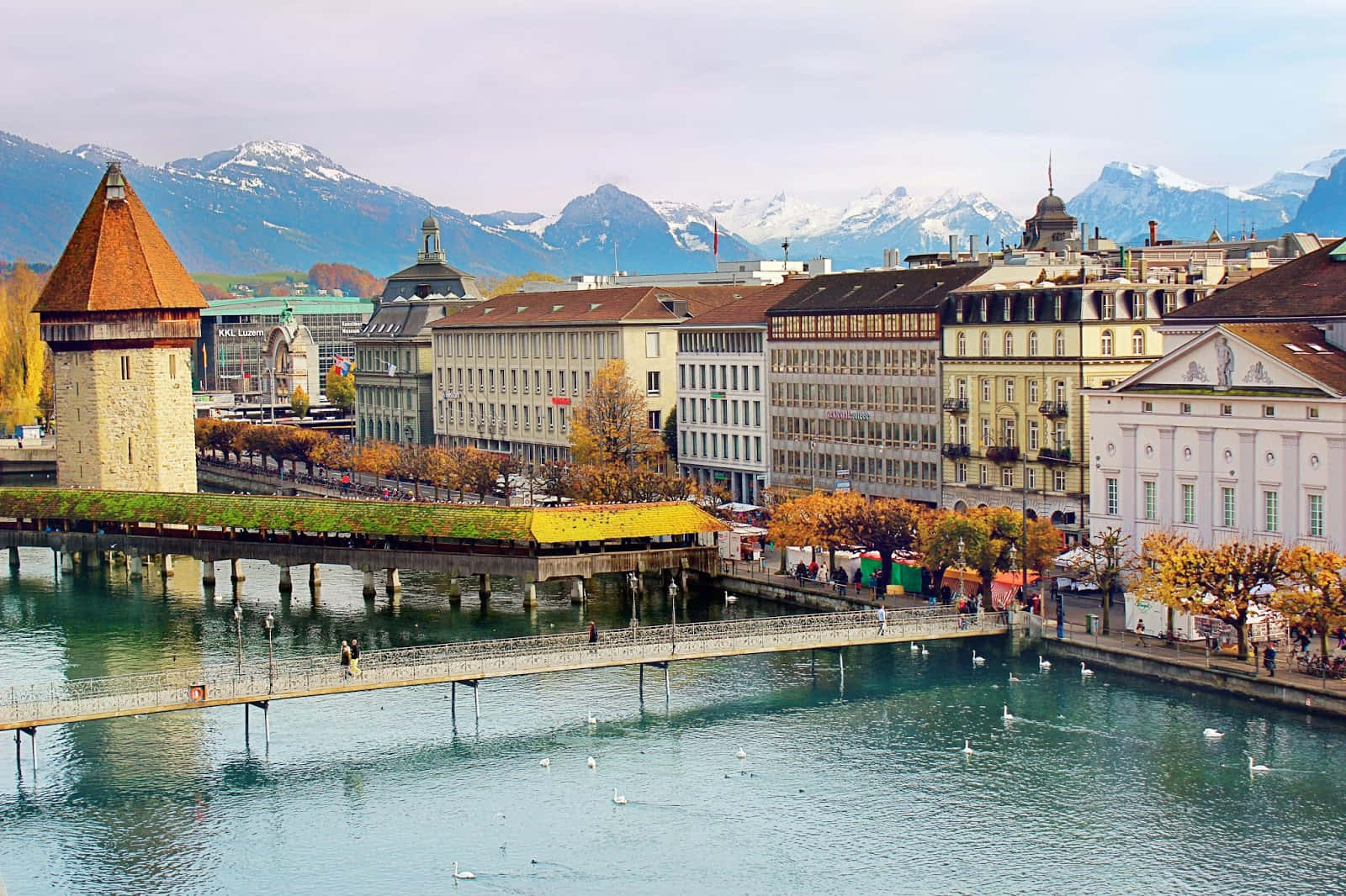 Lucerne Cityscapewith Kapellbrucke Wallpaper