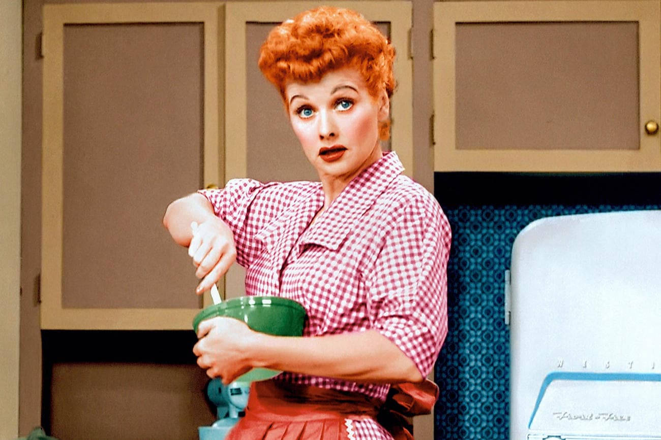 Lucille Ball Mixing Ingredients Colored Wallpaper