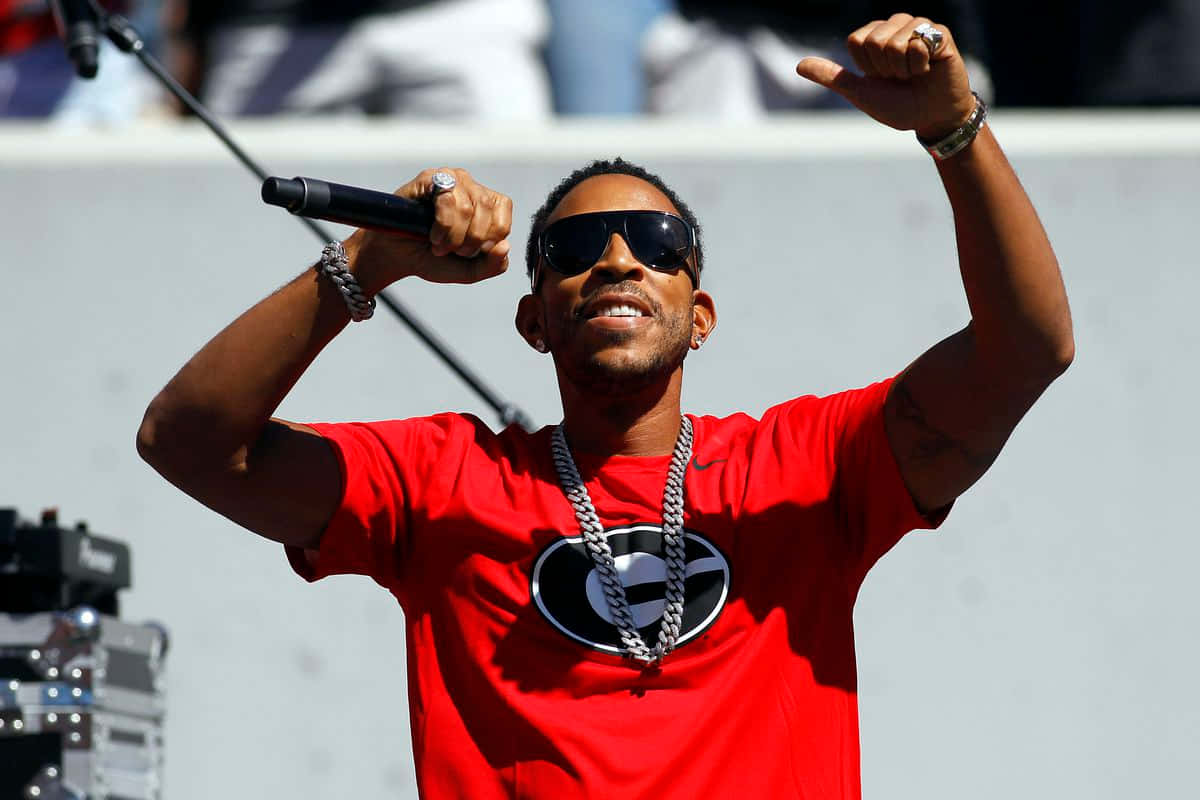 Ludacris Performing Live Red Shirt Wallpaper