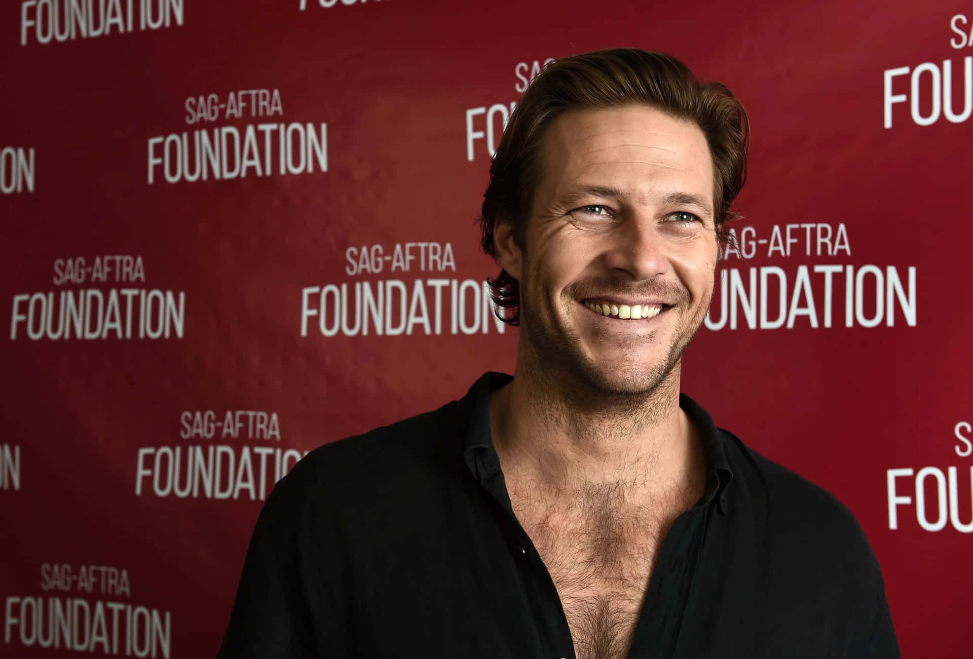 Acara Luke Bracey Di S A G A F T R A Foundation Wallpaper