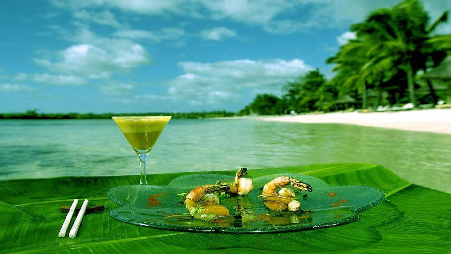 Lunch Beside The Sea With Shrimps Wallpaper