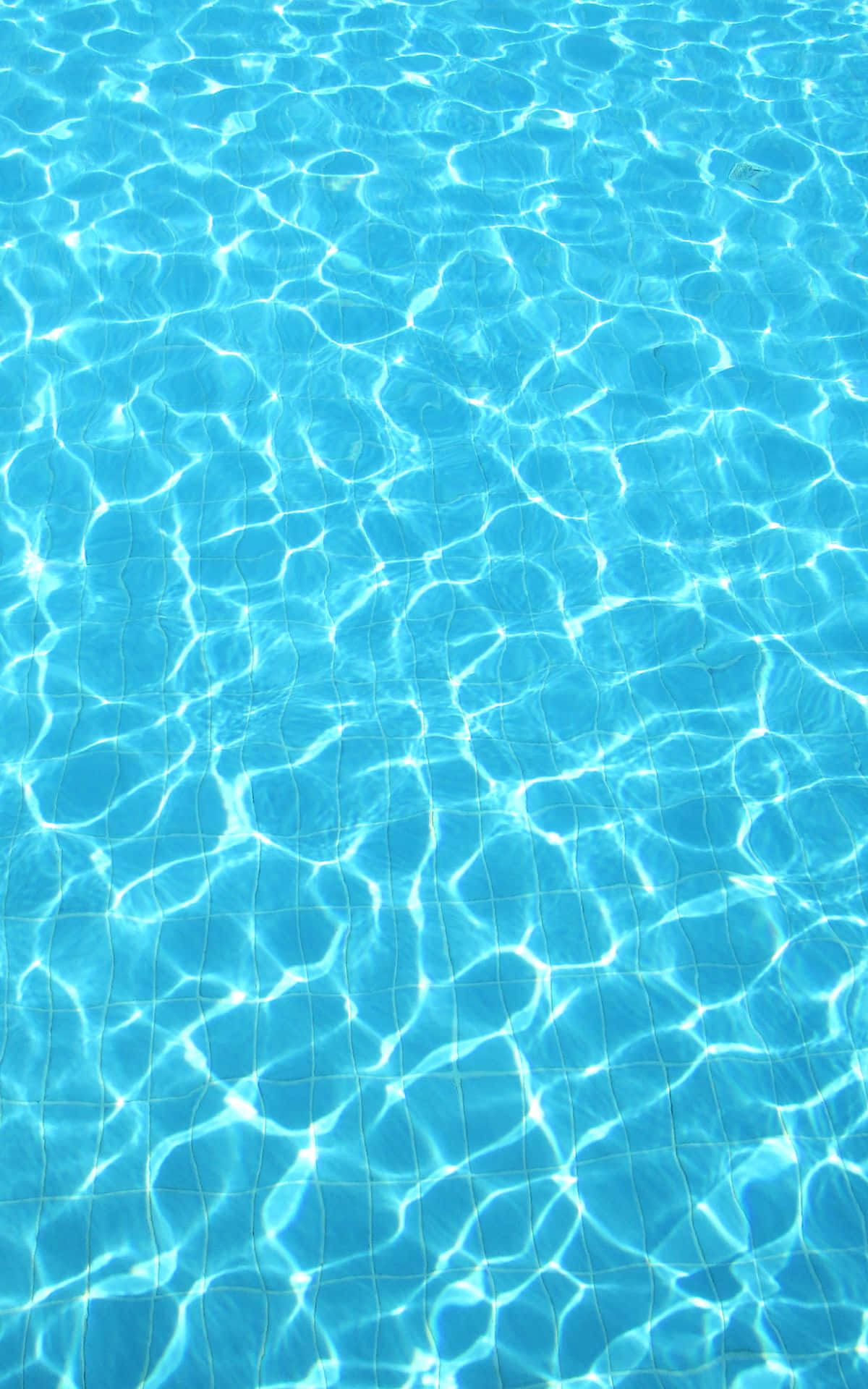Lustrous Blue Pool Water Wallpaper
