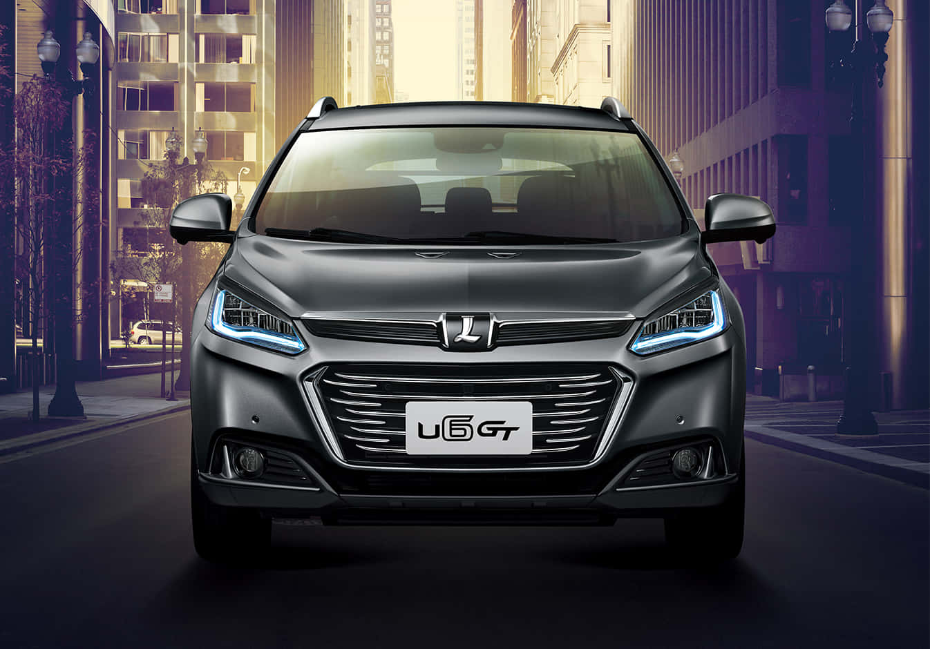 Luxgen U6 Turbo Crossover Di Jalan Wallpaper