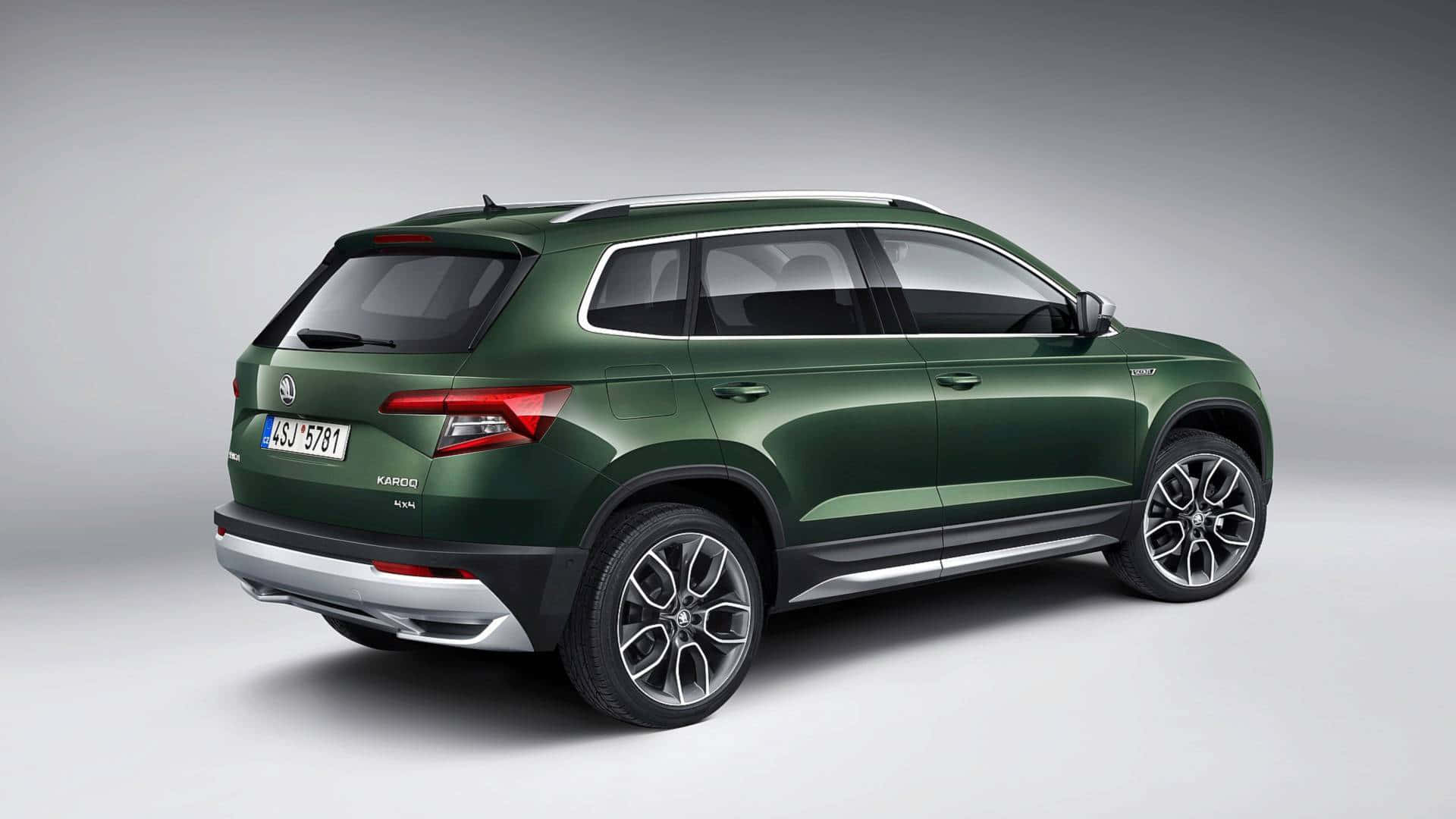 Luxurious Drive With Skoda Karoq Wallpaper