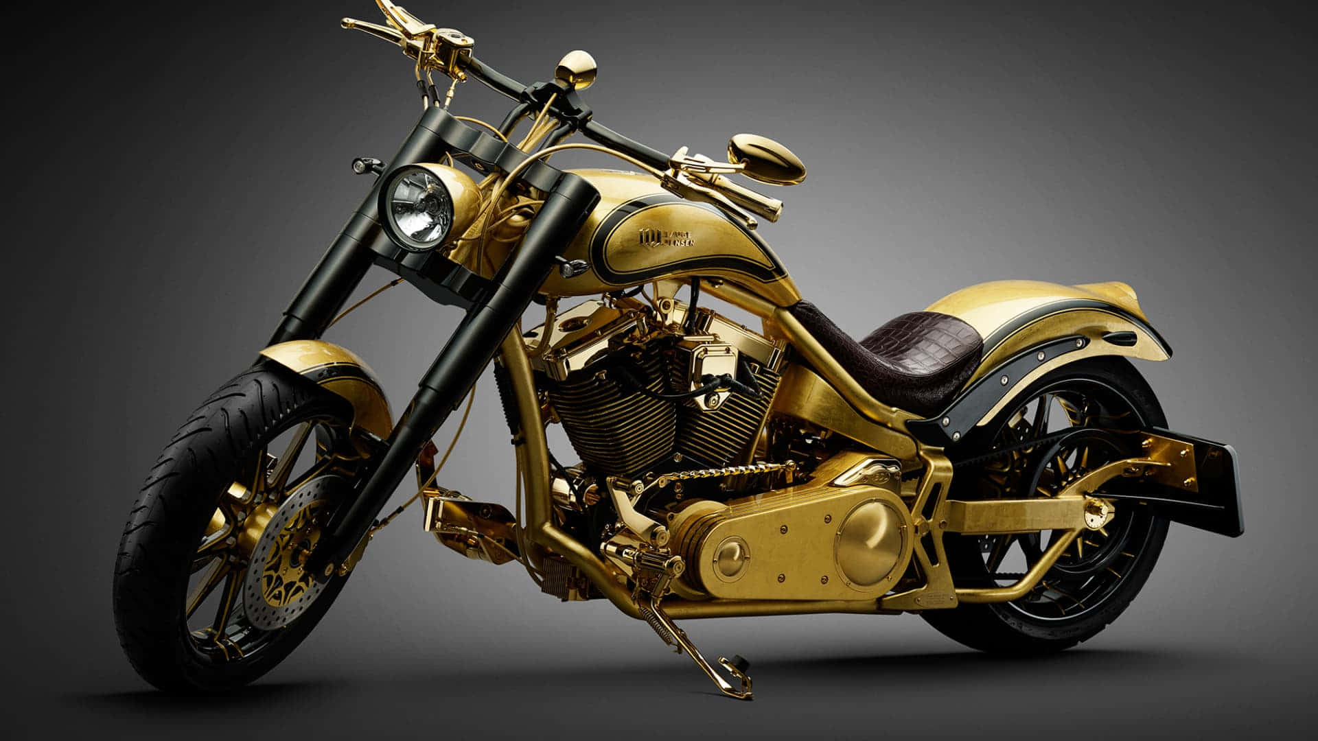 Luksuriøs Lauge Jensen Motorsykkel I Et Majestetisk Utendørsscene Bakgrunnsbildet