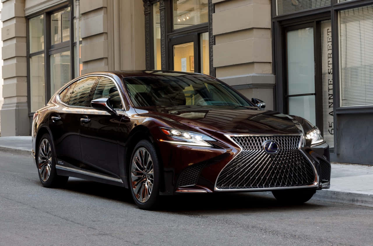 Luxurious Lexus Ls Embracing The Sunset Wallpaper