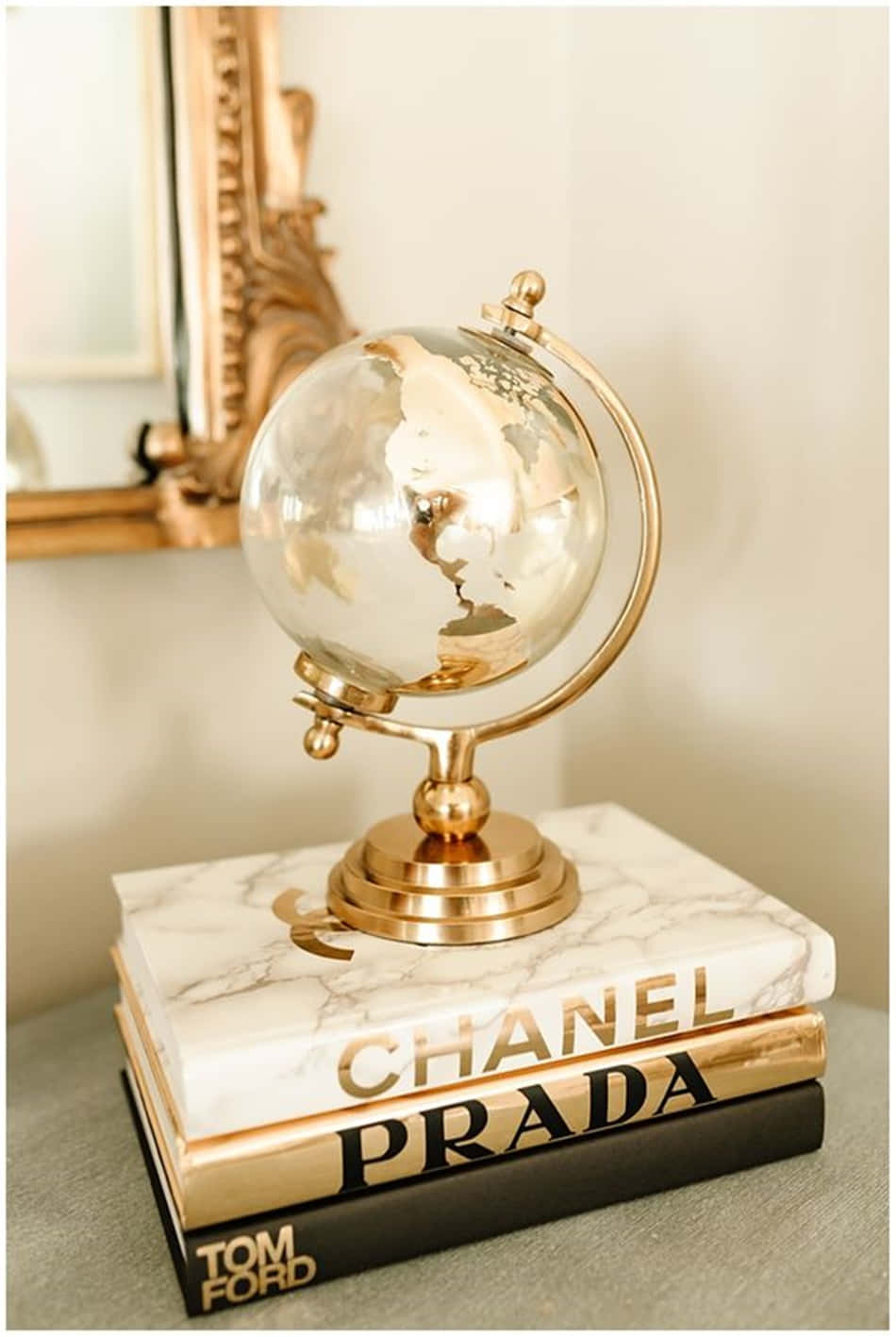 Luxuriöseästhetische Chanel Prada Tom Ford Wallpaper