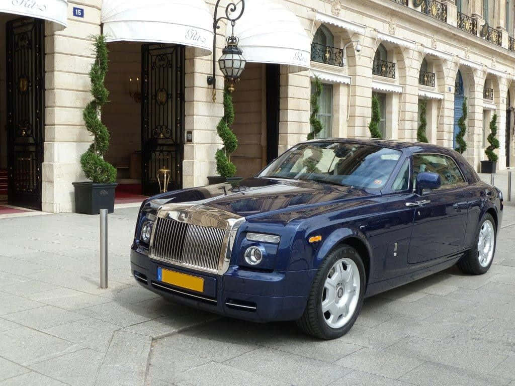 Luxury Redefined: Exquisite Rolls Royce Phantom Drophead Coupe Wallpaper