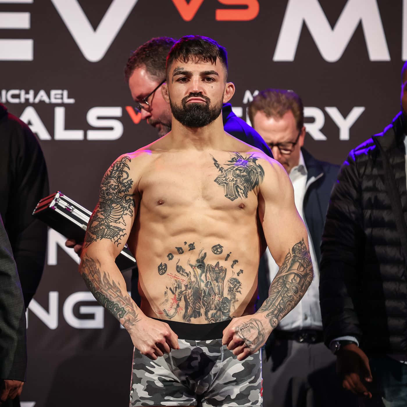 M M A Fighter Weigh In Mike Perry Wallpaper