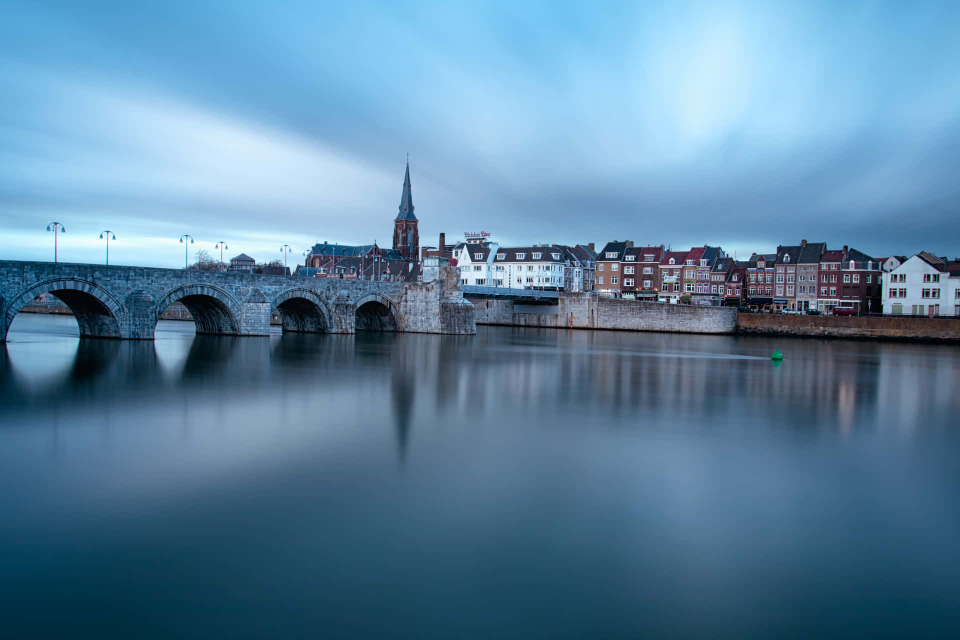 Maastricht Sint Servaasbrug Long Exposure Wallpaper