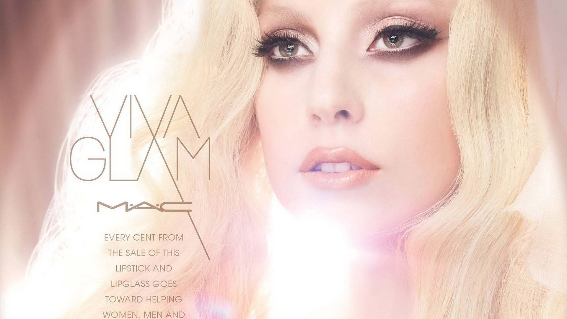 Jagskulle Vilja Ha En Bakgrundsbild Till Min Dator Eller Mobil Som Visar Mac Cosmetics Lady Gaga. Wallpaper