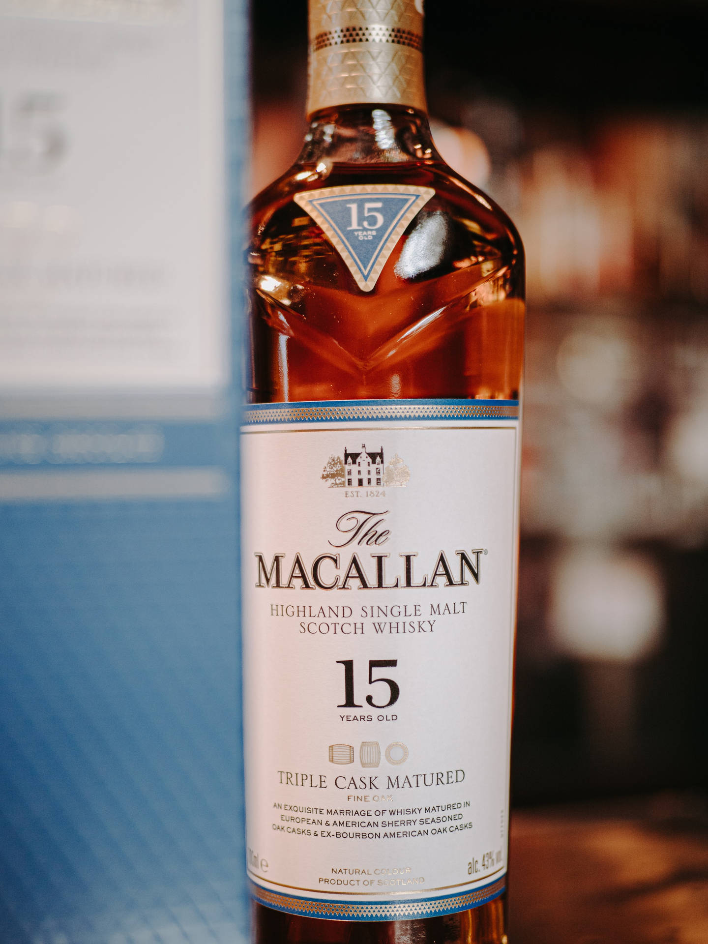 A Luxurious Taste: Macallan's Finest Whiskey Wallpaper