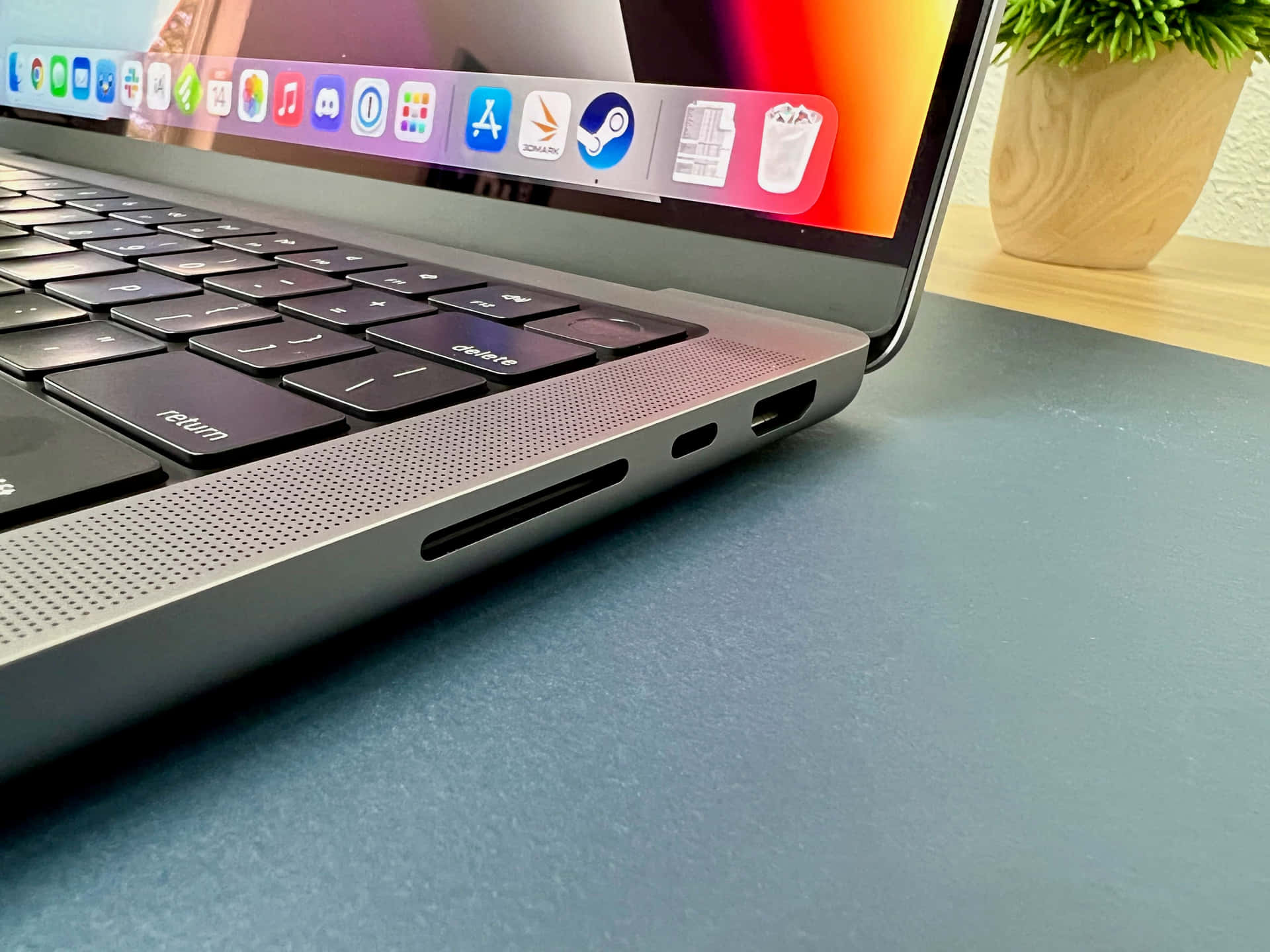 Apple MacBook, designet til en kraftfuld arbejdserfaring.