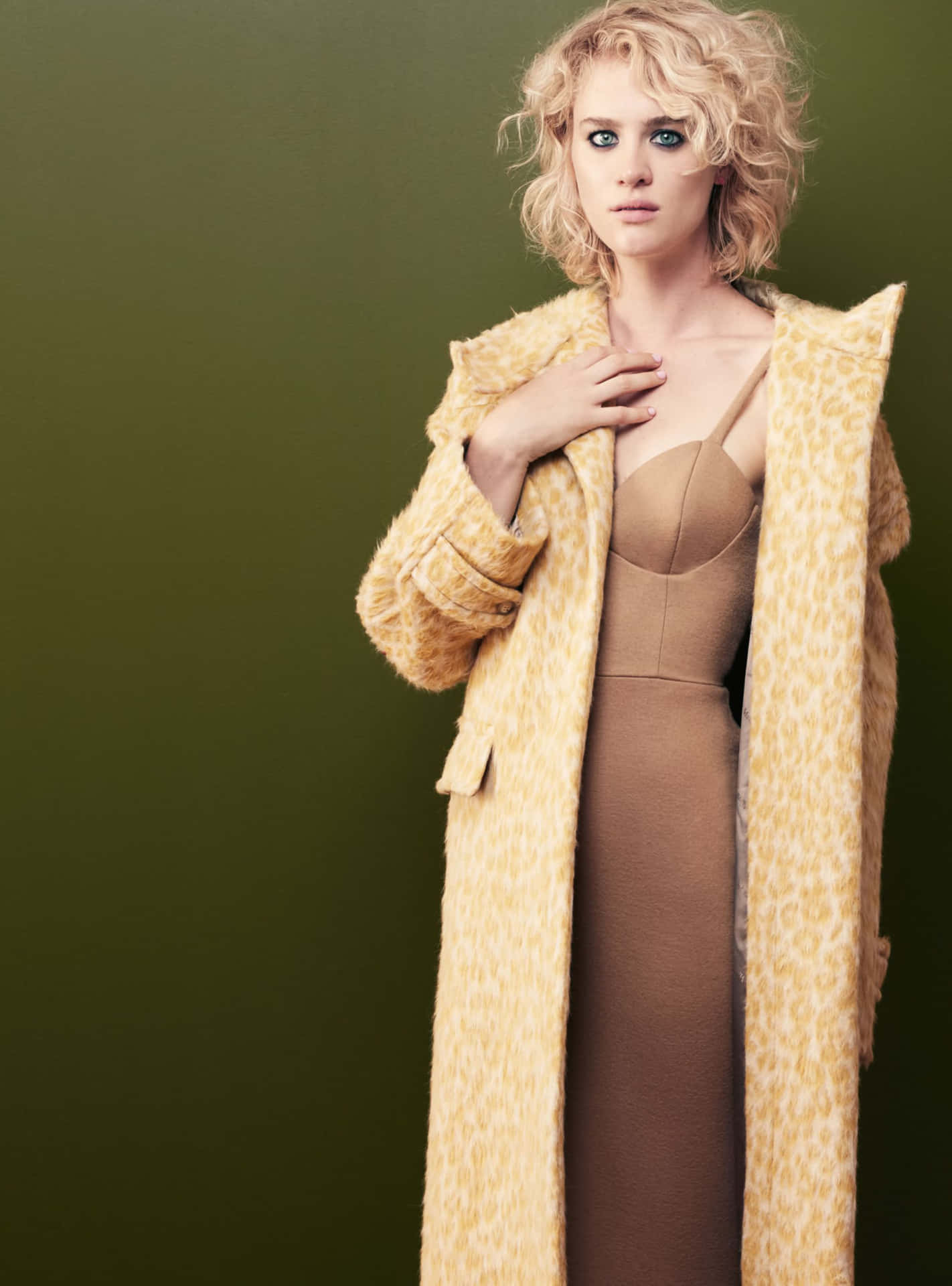 Mackenzie Davis Yellow Coat Portrait Wallpaper