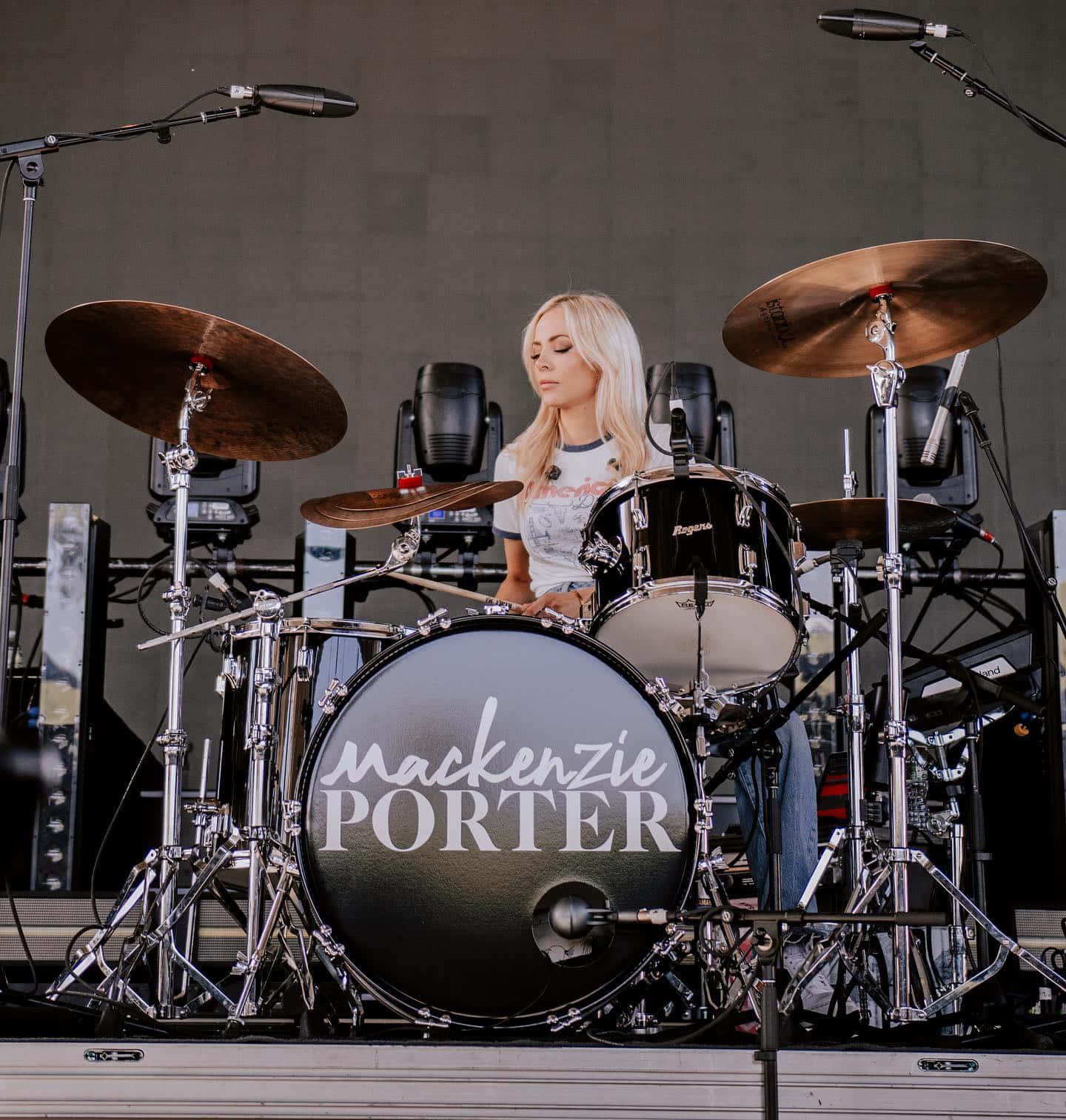 Mackenzie Porter Drum Set Performance Wallpaper