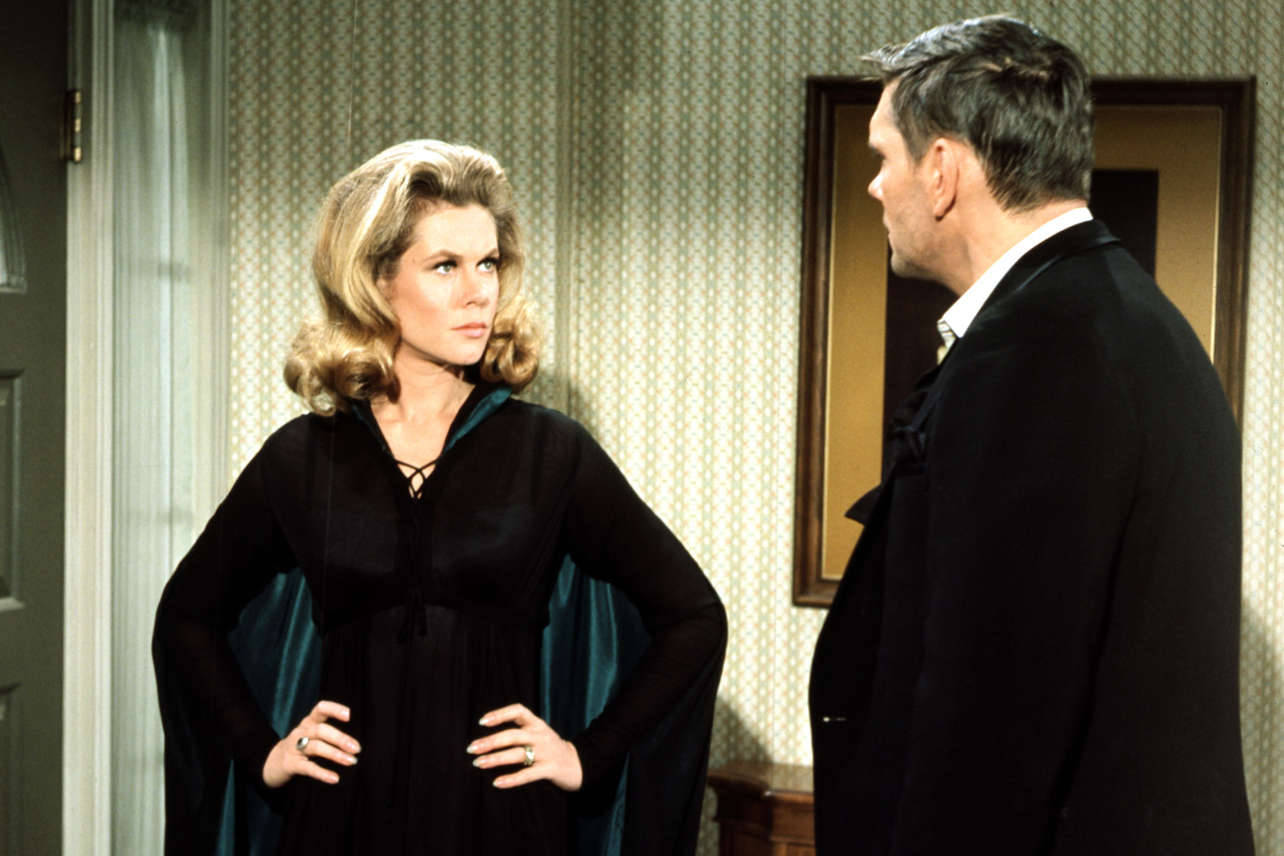 Mad Samantha From Bewitched Wallpaper