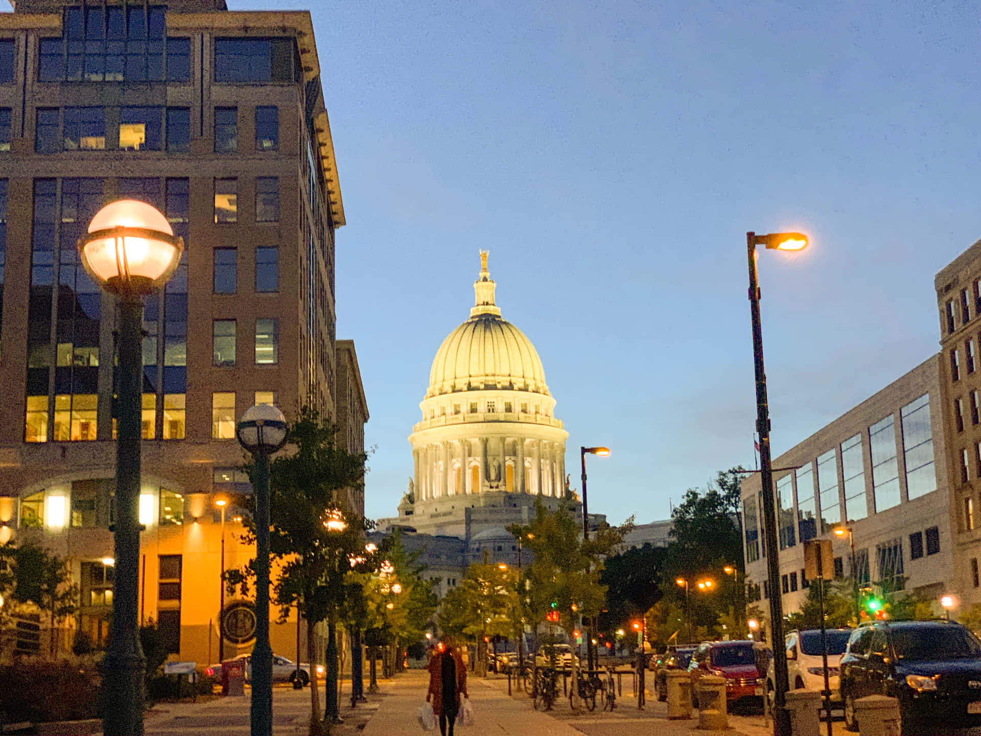 Madison Wisconsin Capitol Evening View Wallpaper